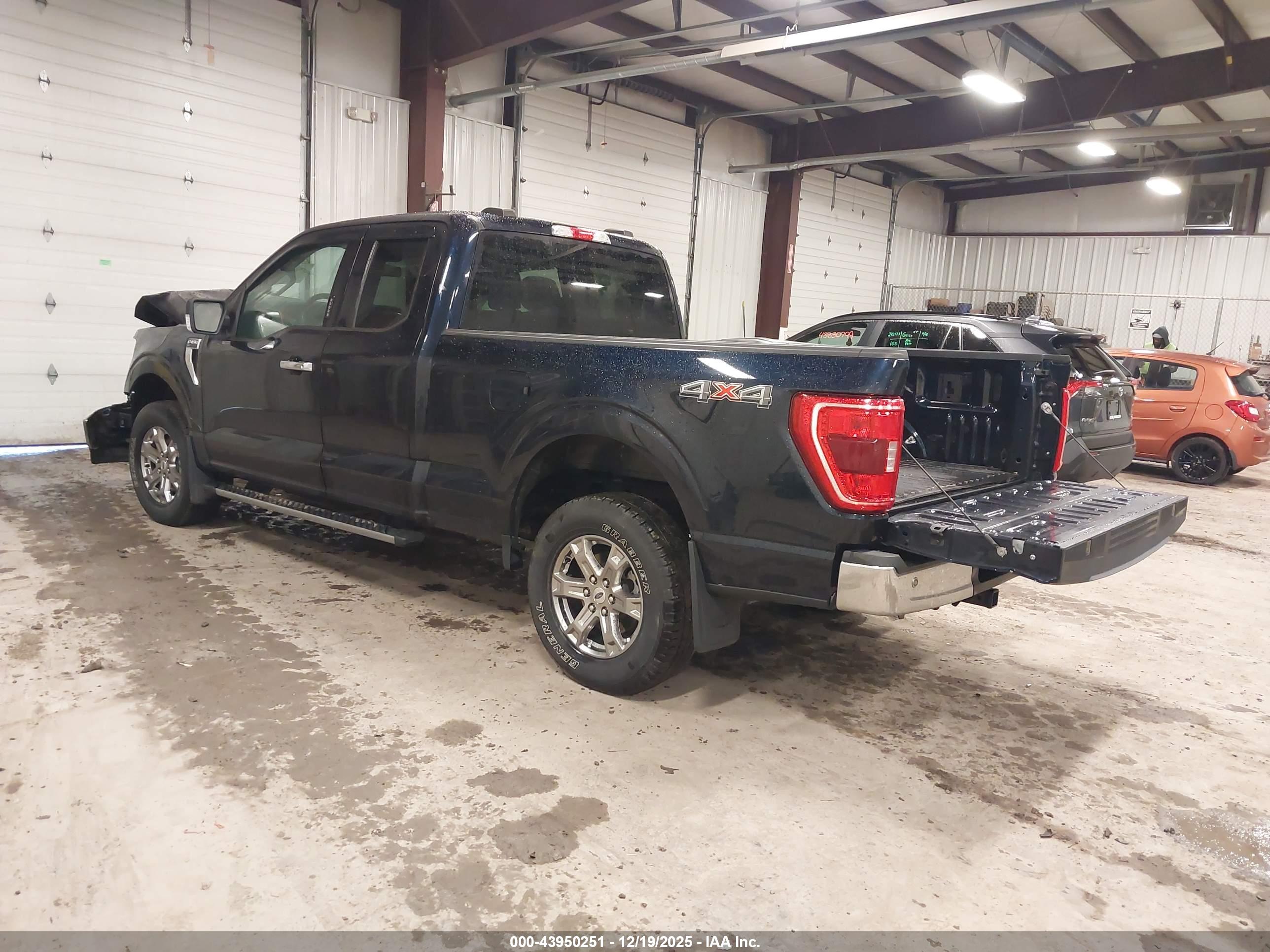 FORD F-150 image 3