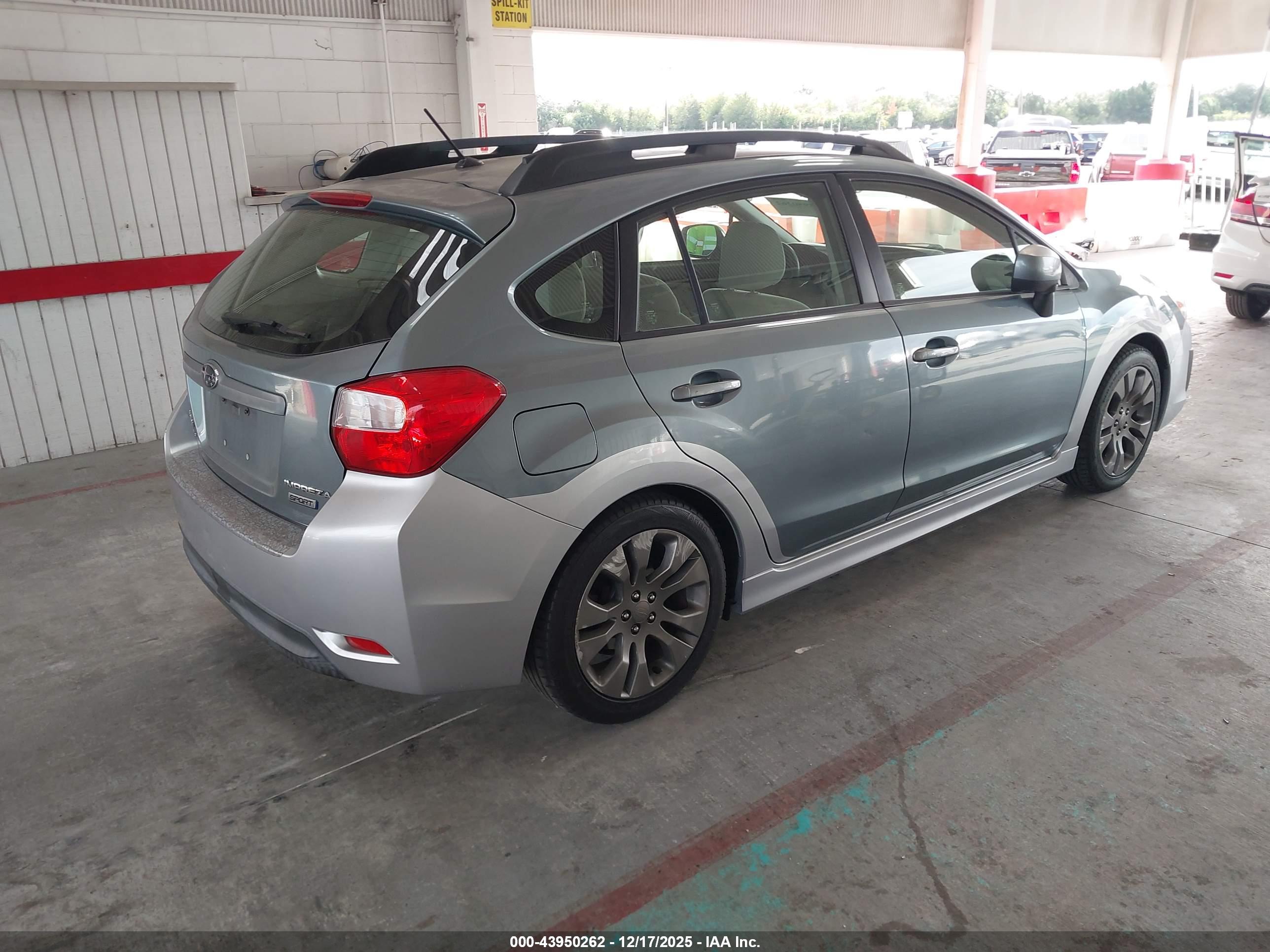 SUBARU IMPREZA image 4