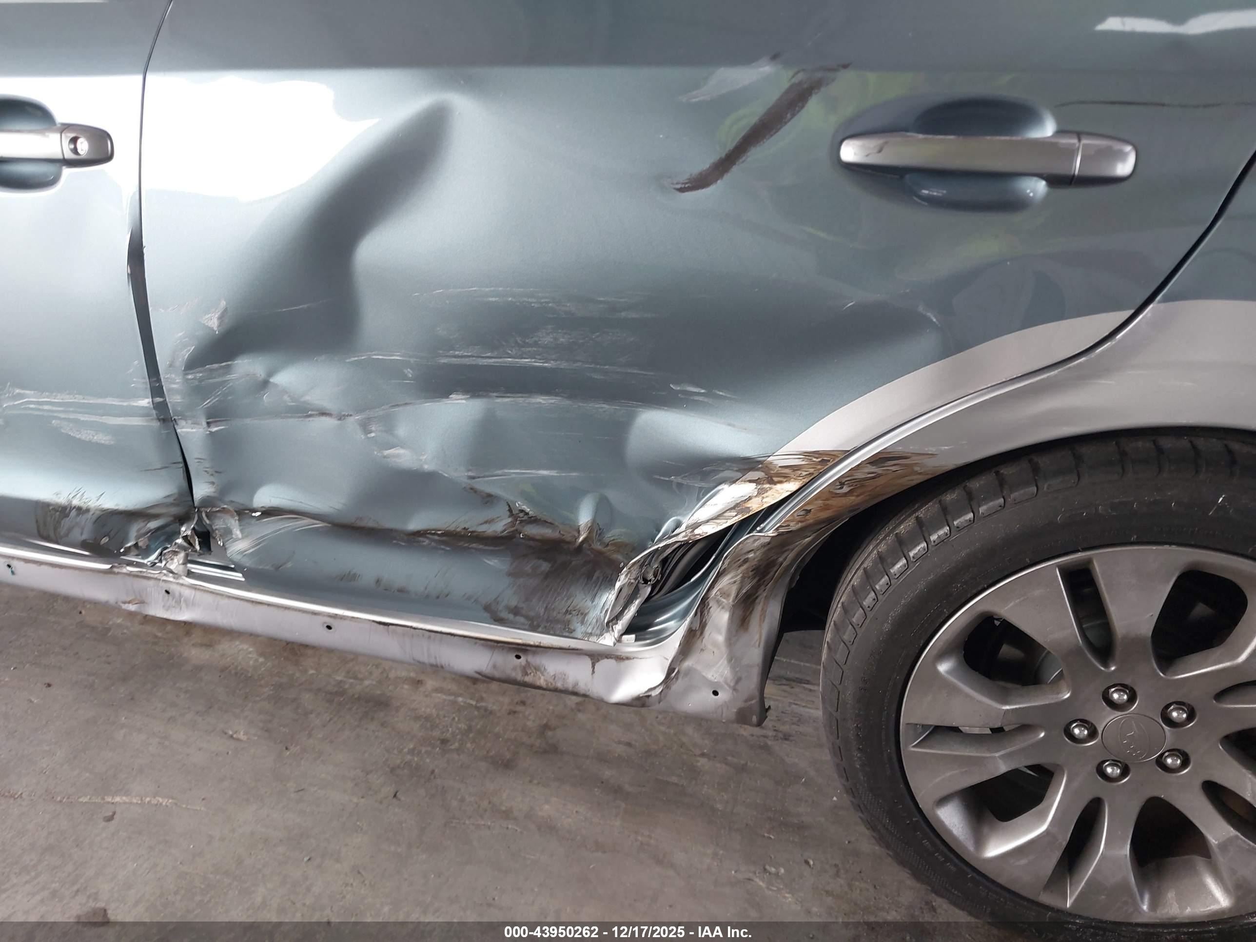 SUBARU IMPREZA image 6