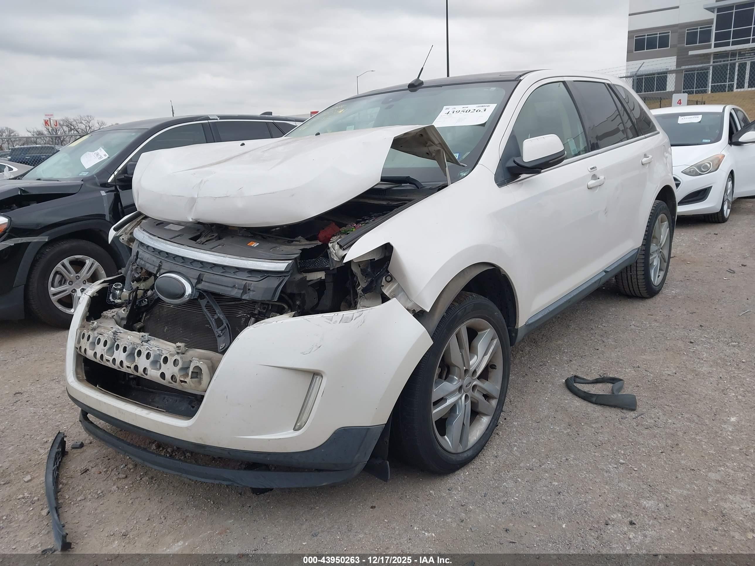 FORD EDGE image 2