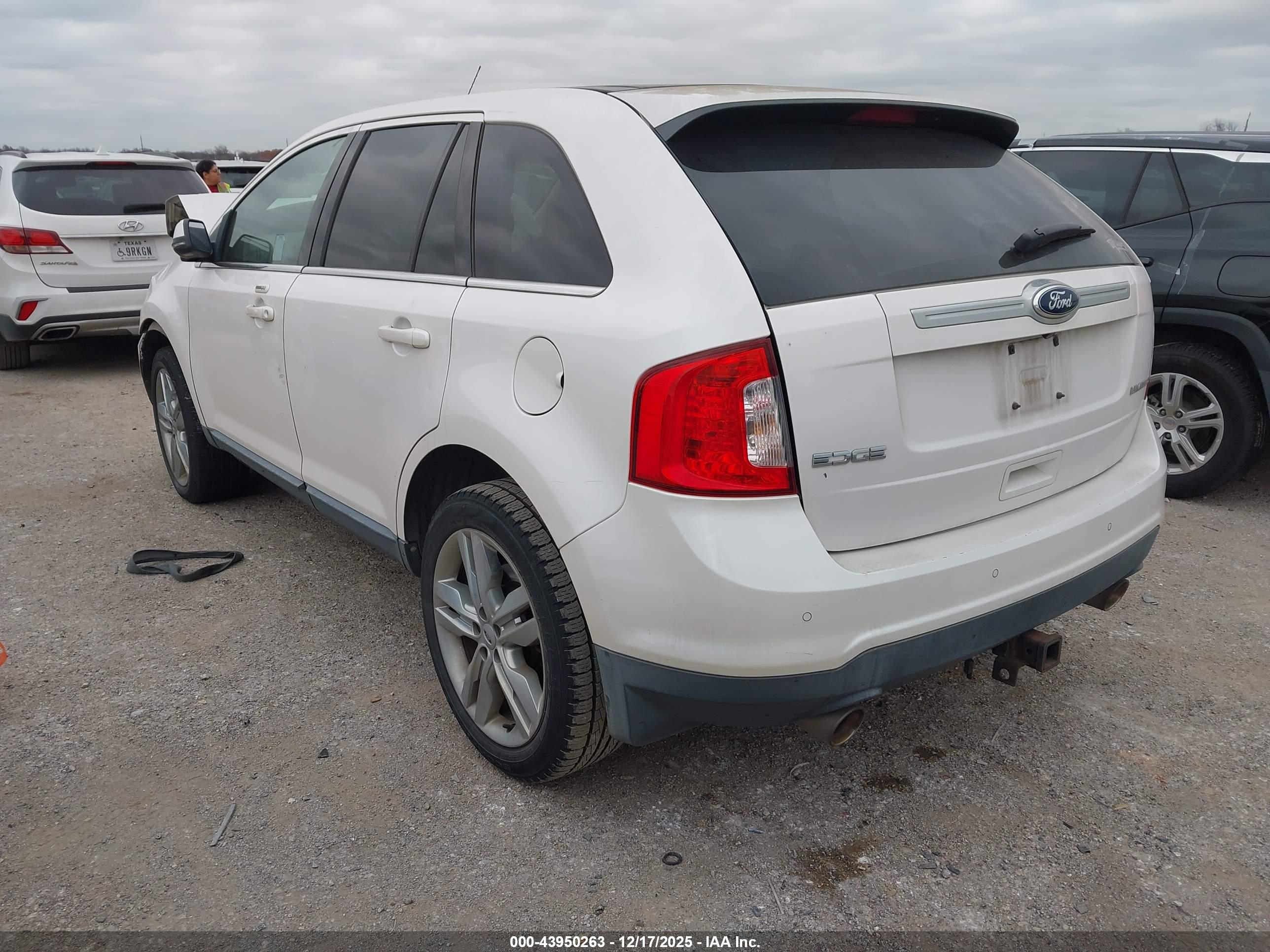 FORD EDGE image 3