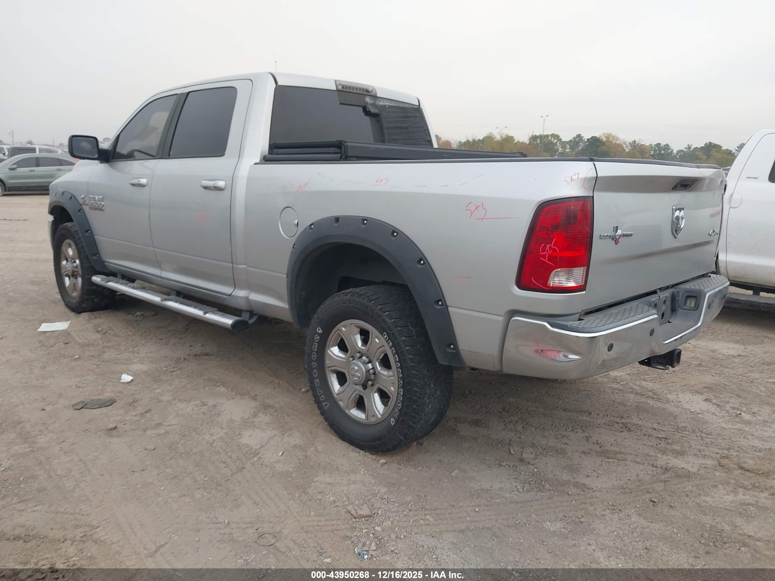 RAM 2500 image 3