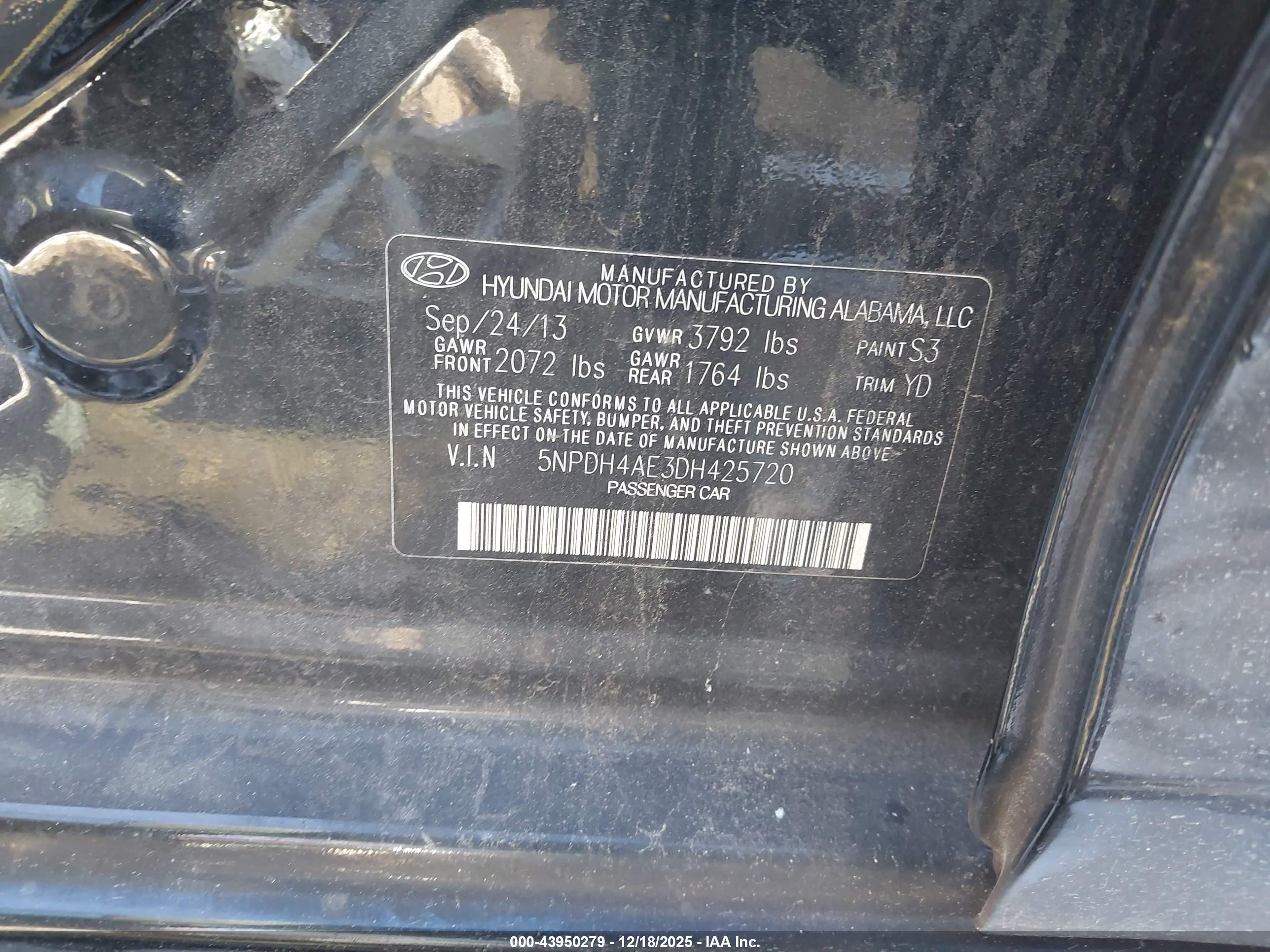 HYUNDAI ELANTRA image 9