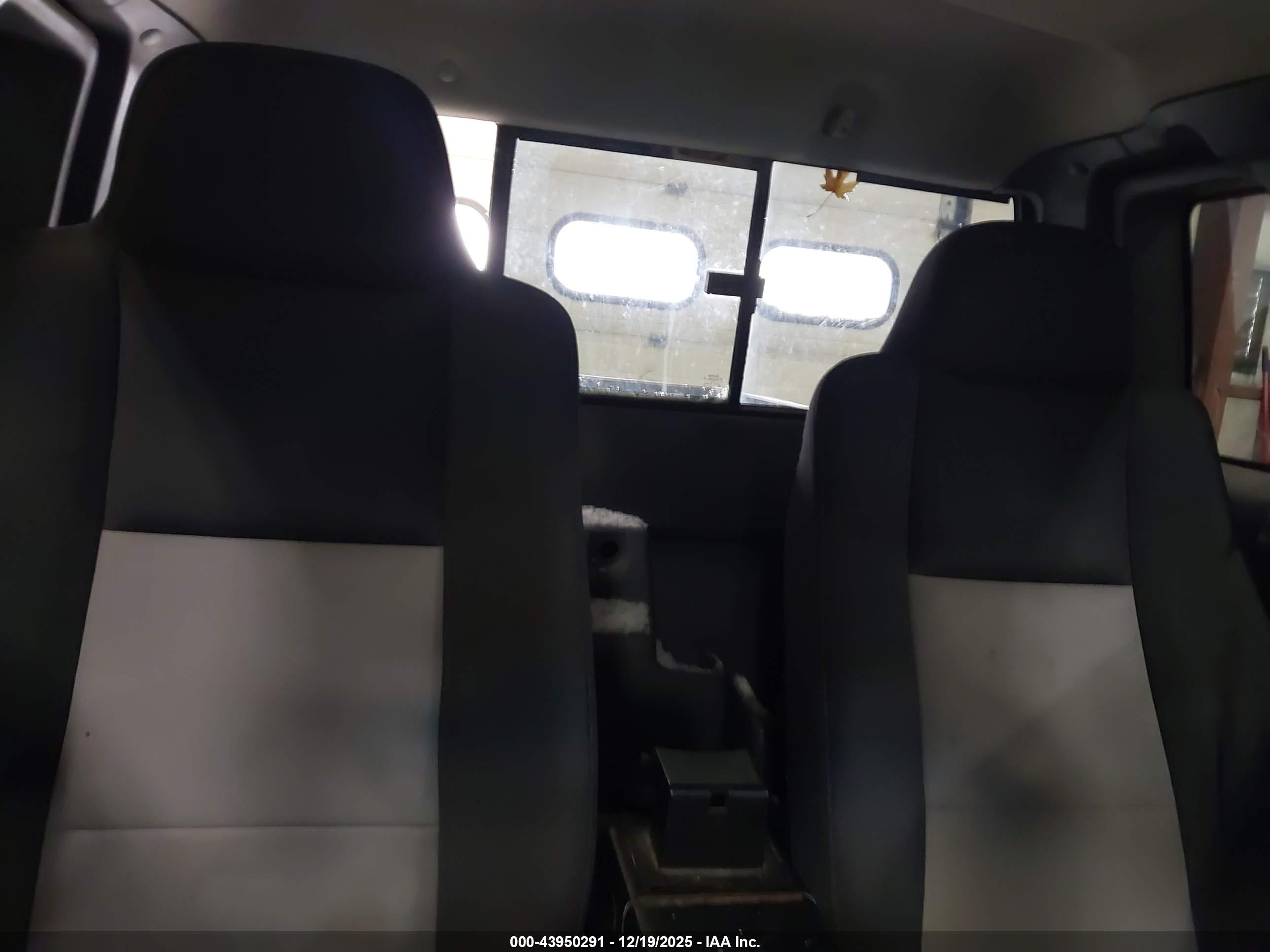 FORD RANGER image 8