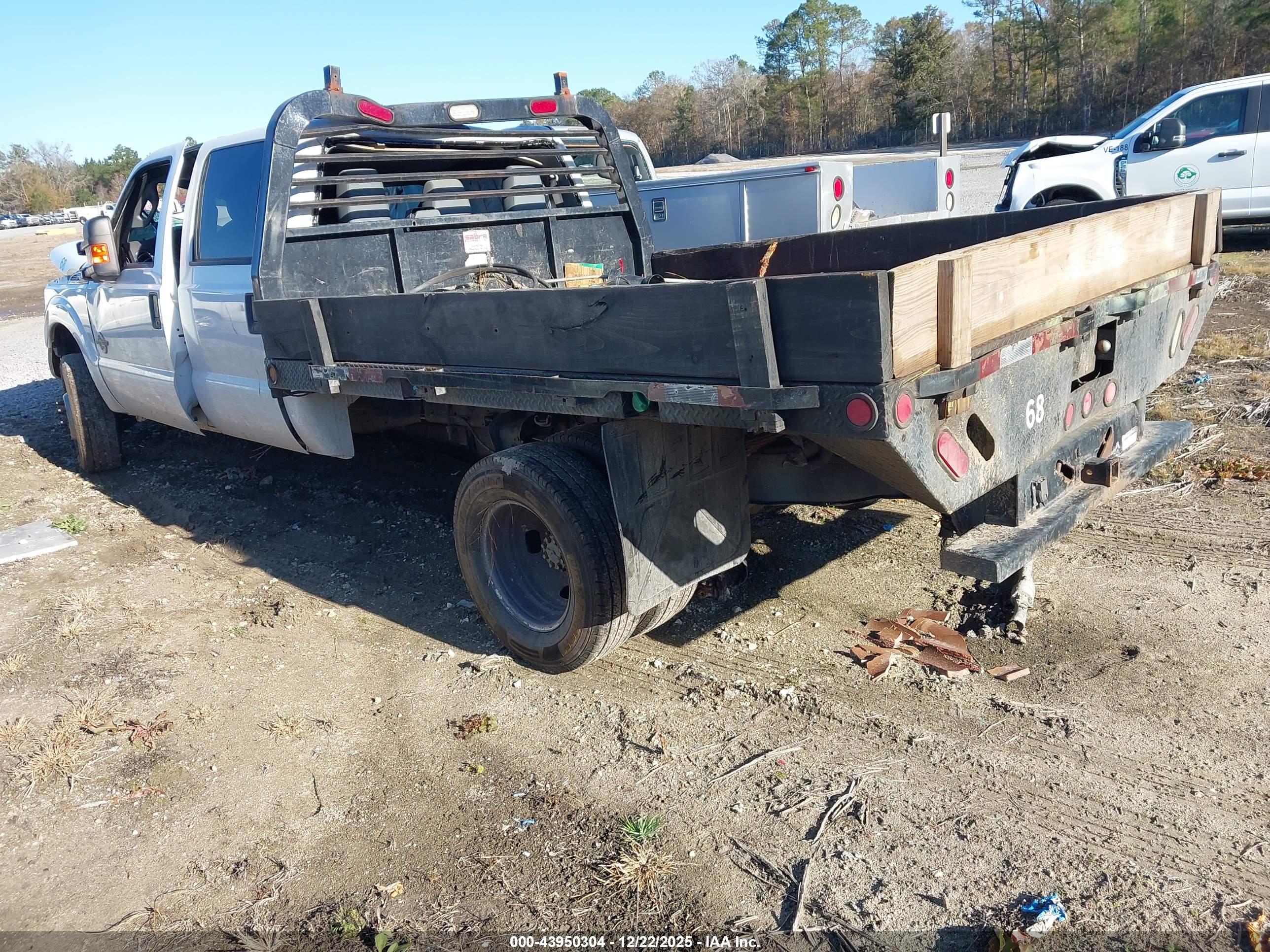 FORD F-350 image 3