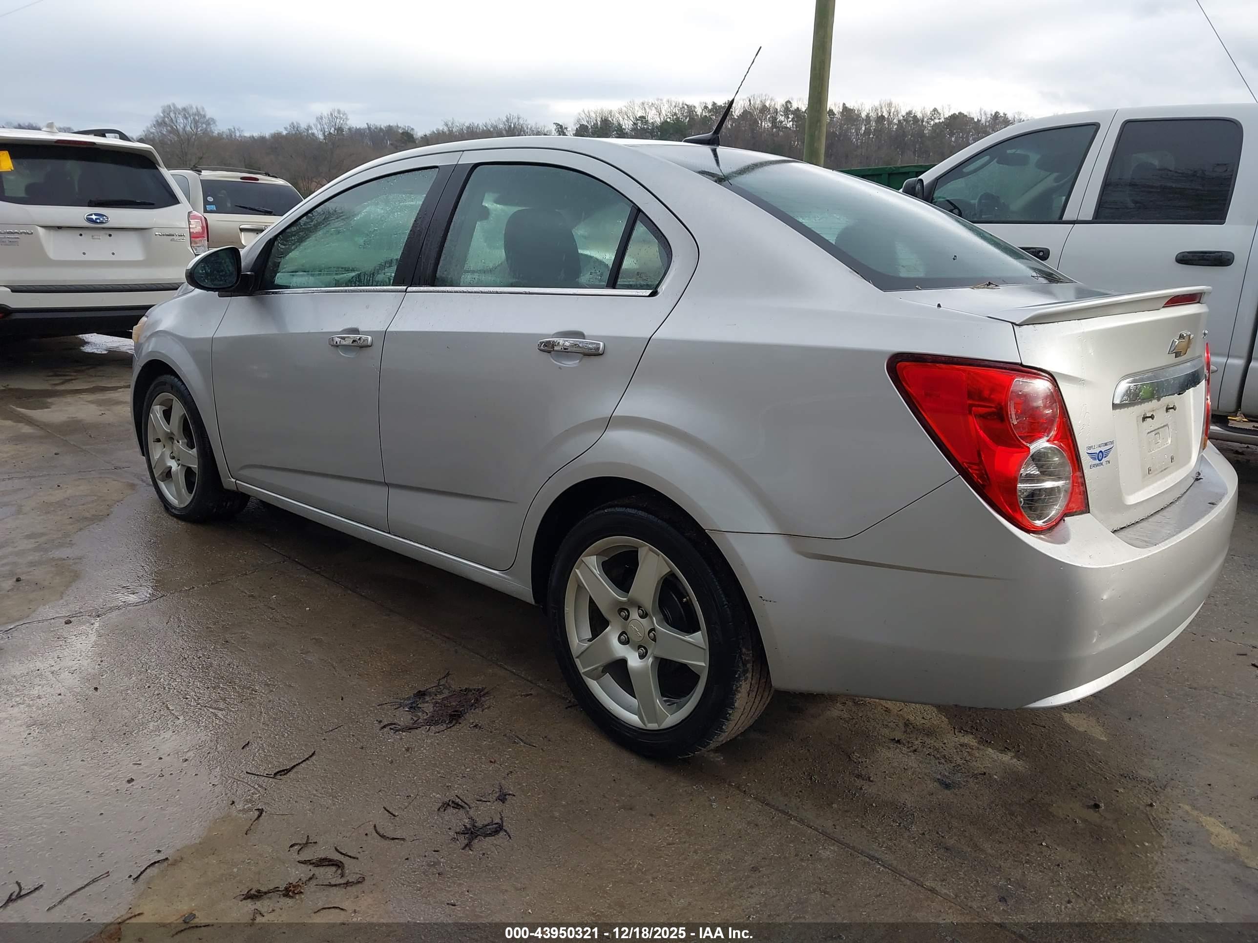 CHEVROLET SONIC image 3