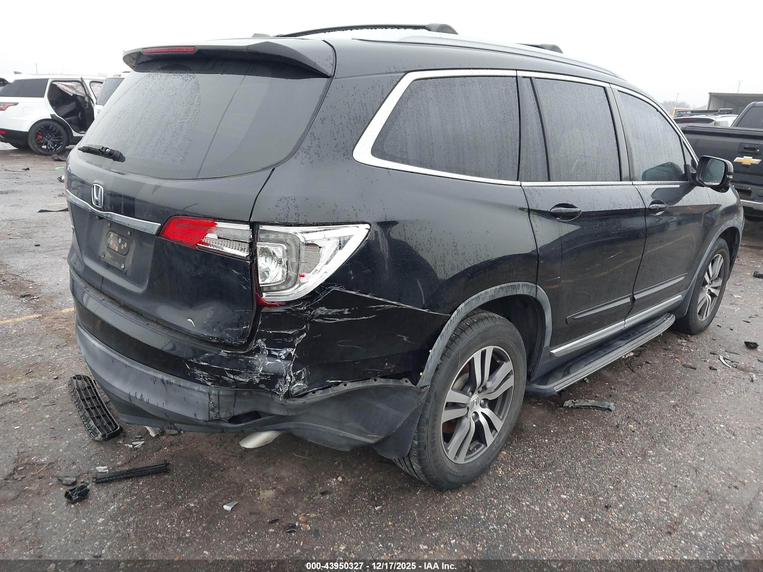 HONDA PILOT image 4
