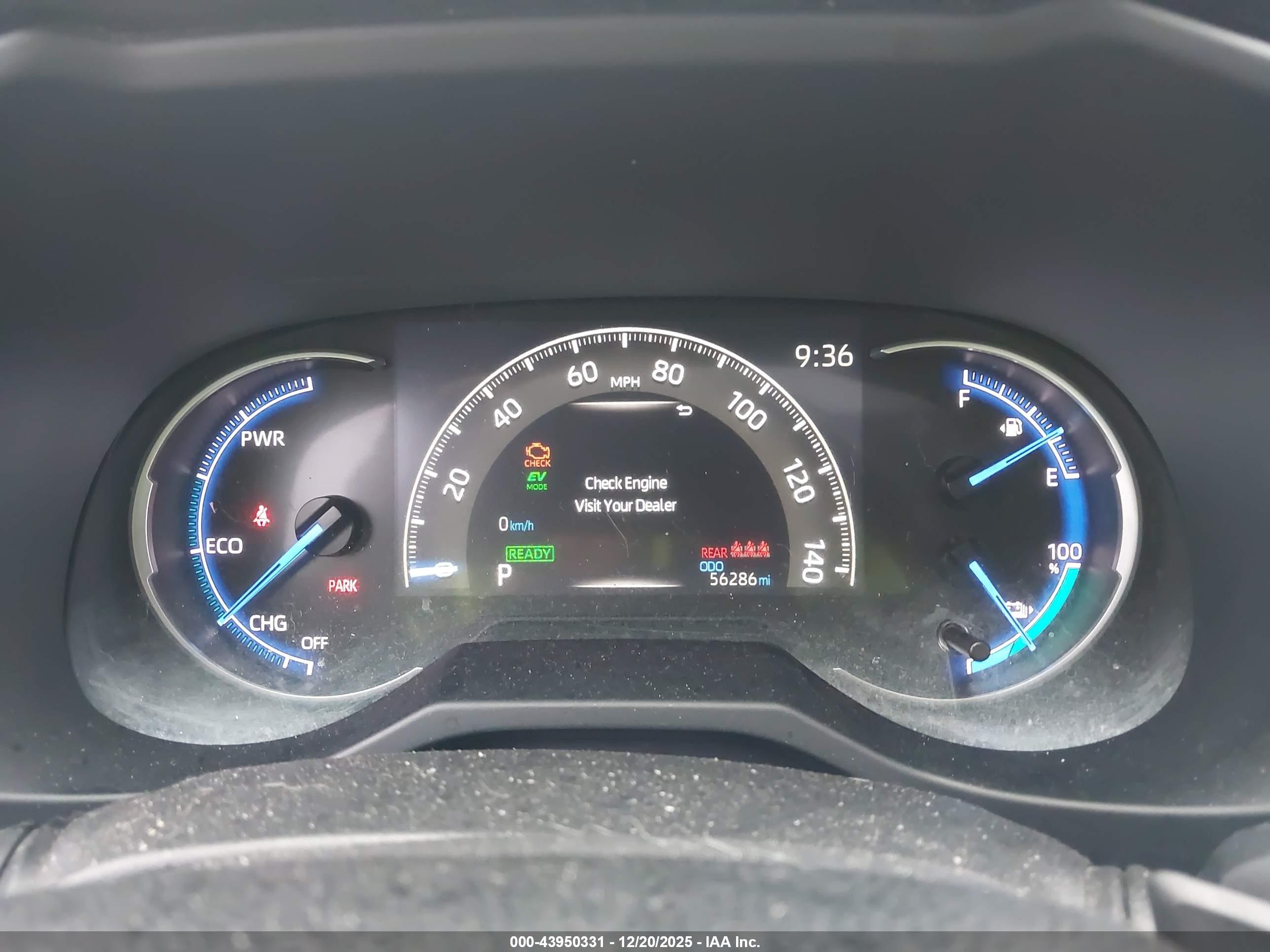TOYOTA RAV4 image 7