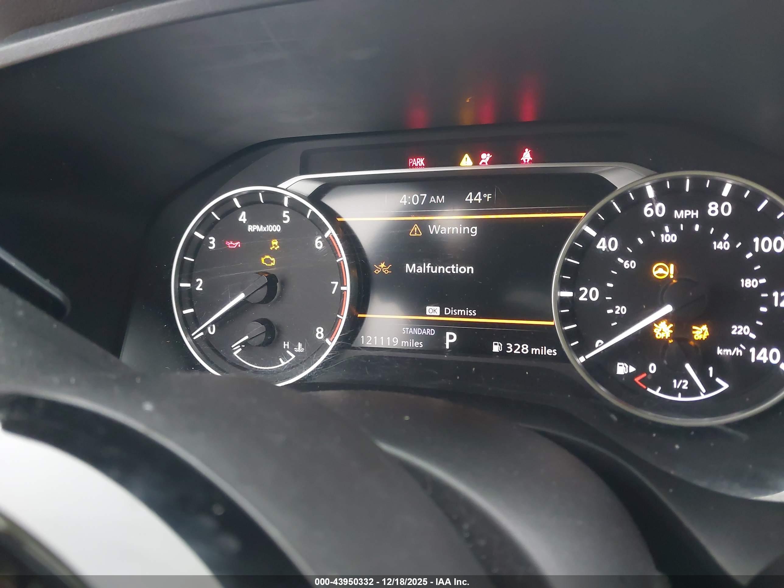 NISSAN ROGUE image 7