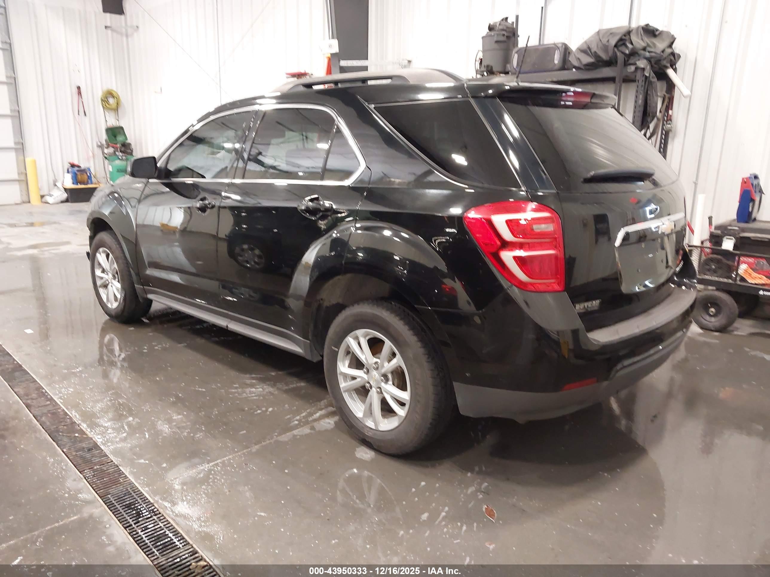 CHEVROLET EQUINOX image 3