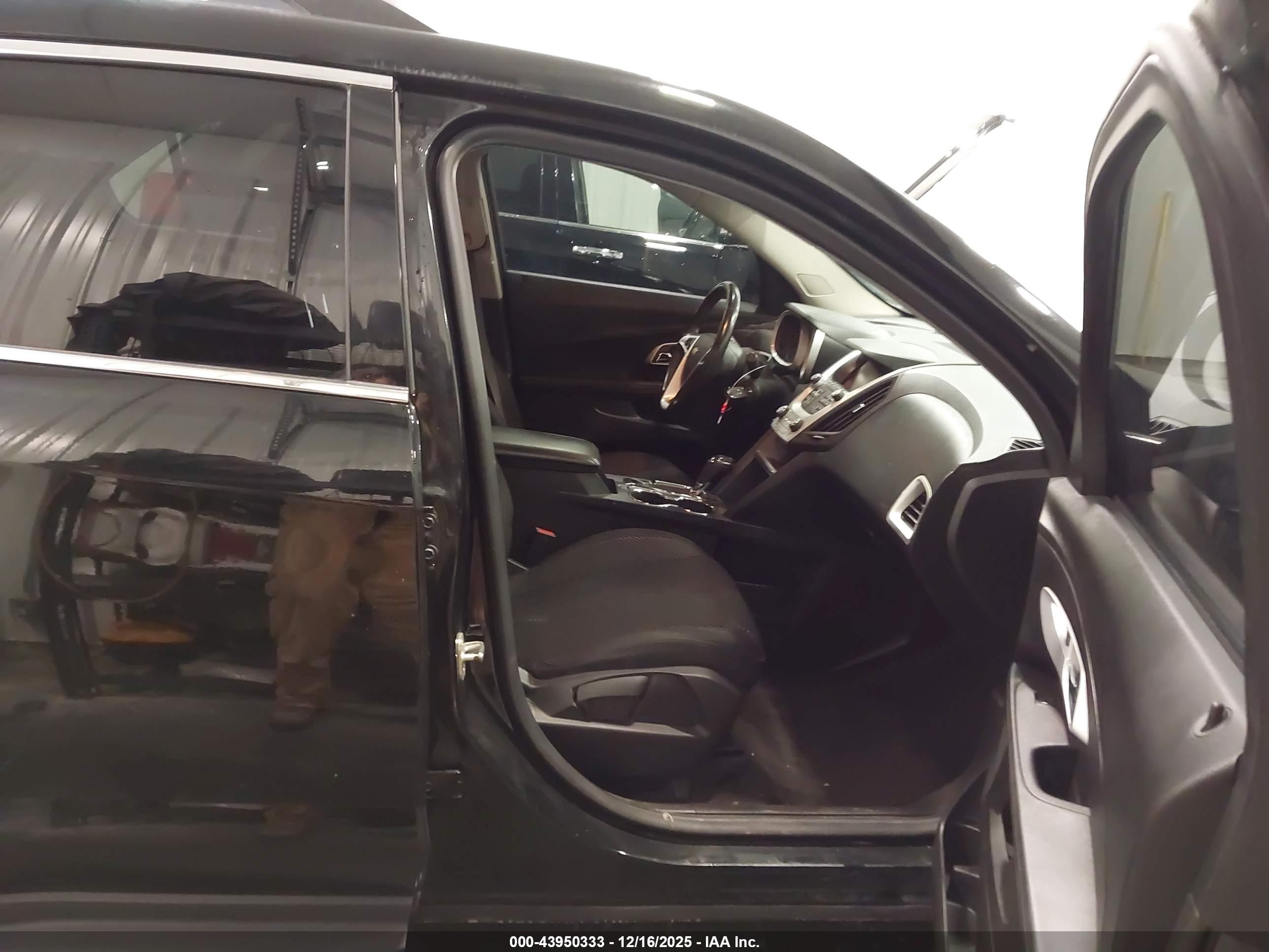 CHEVROLET EQUINOX image 5