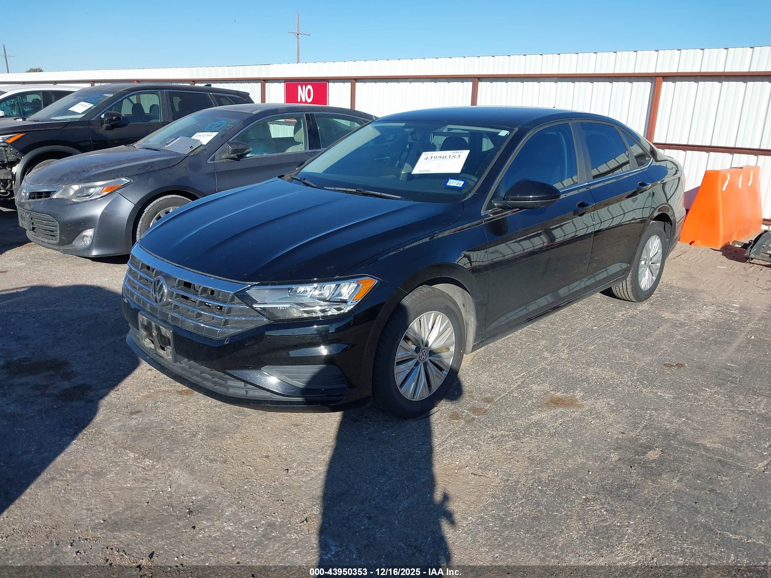 VOLKSWAGEN JETTA image 2