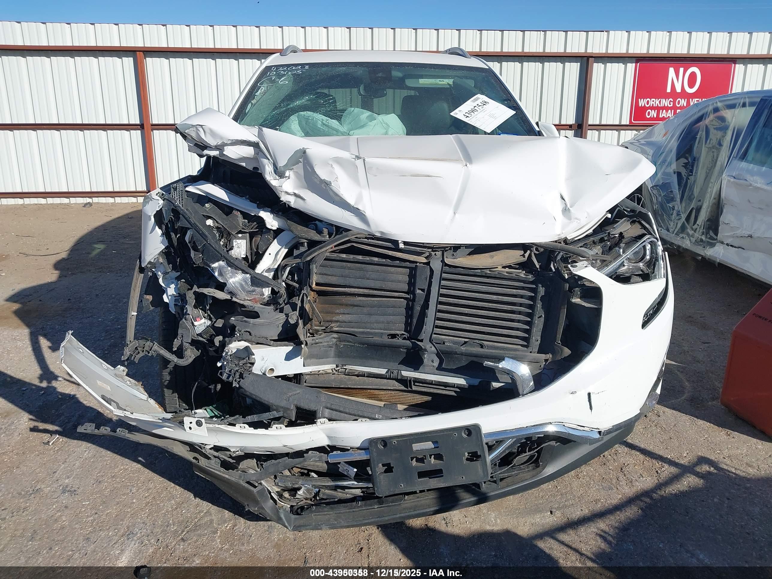 GMC TERRAIN image 6
