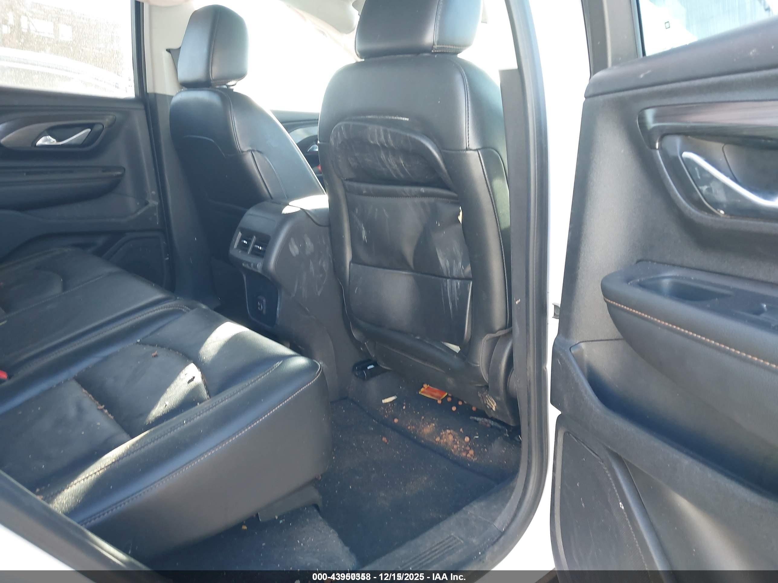 GMC TERRAIN image 8