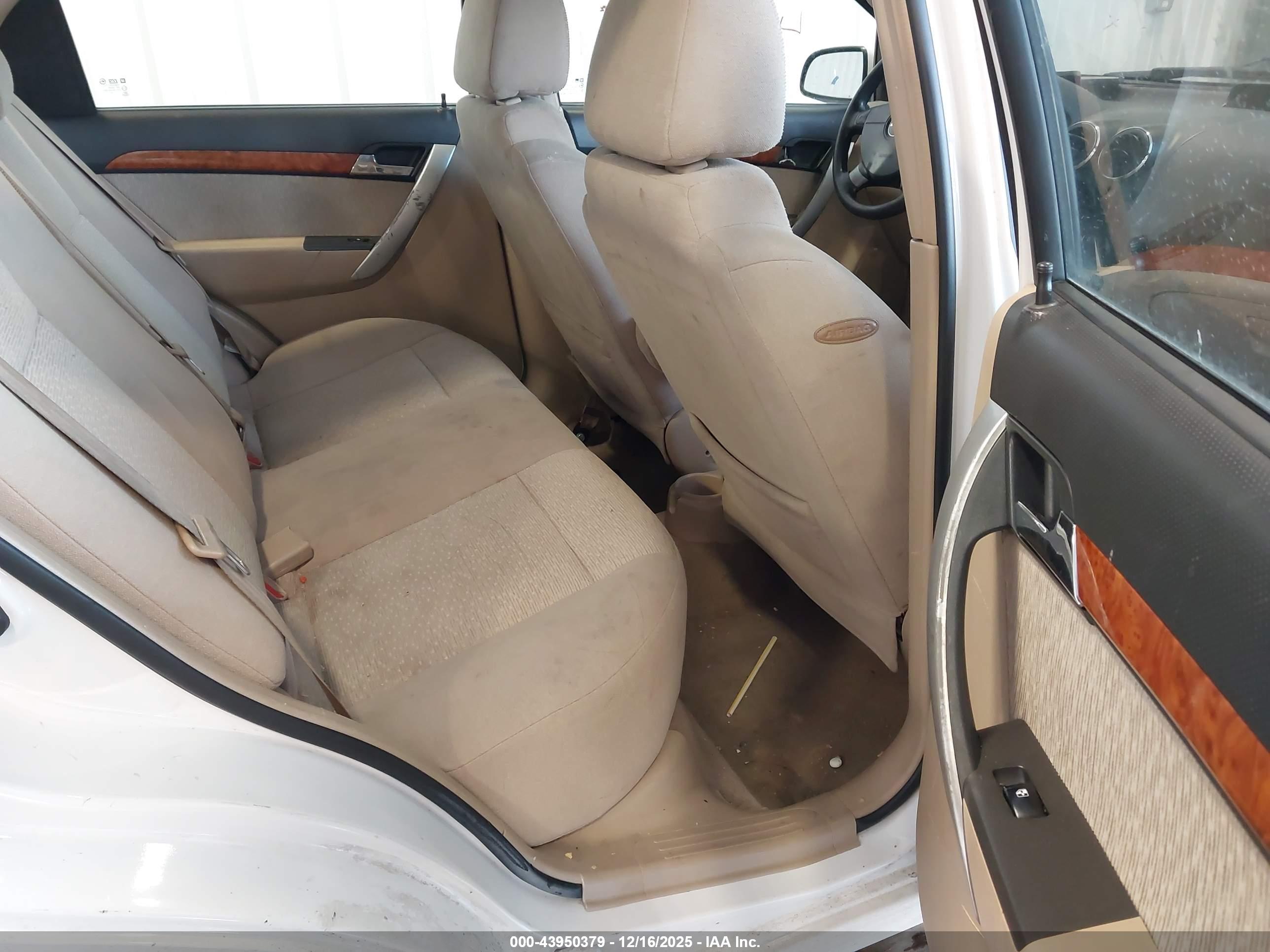 CHEVROLET AVEO image 8