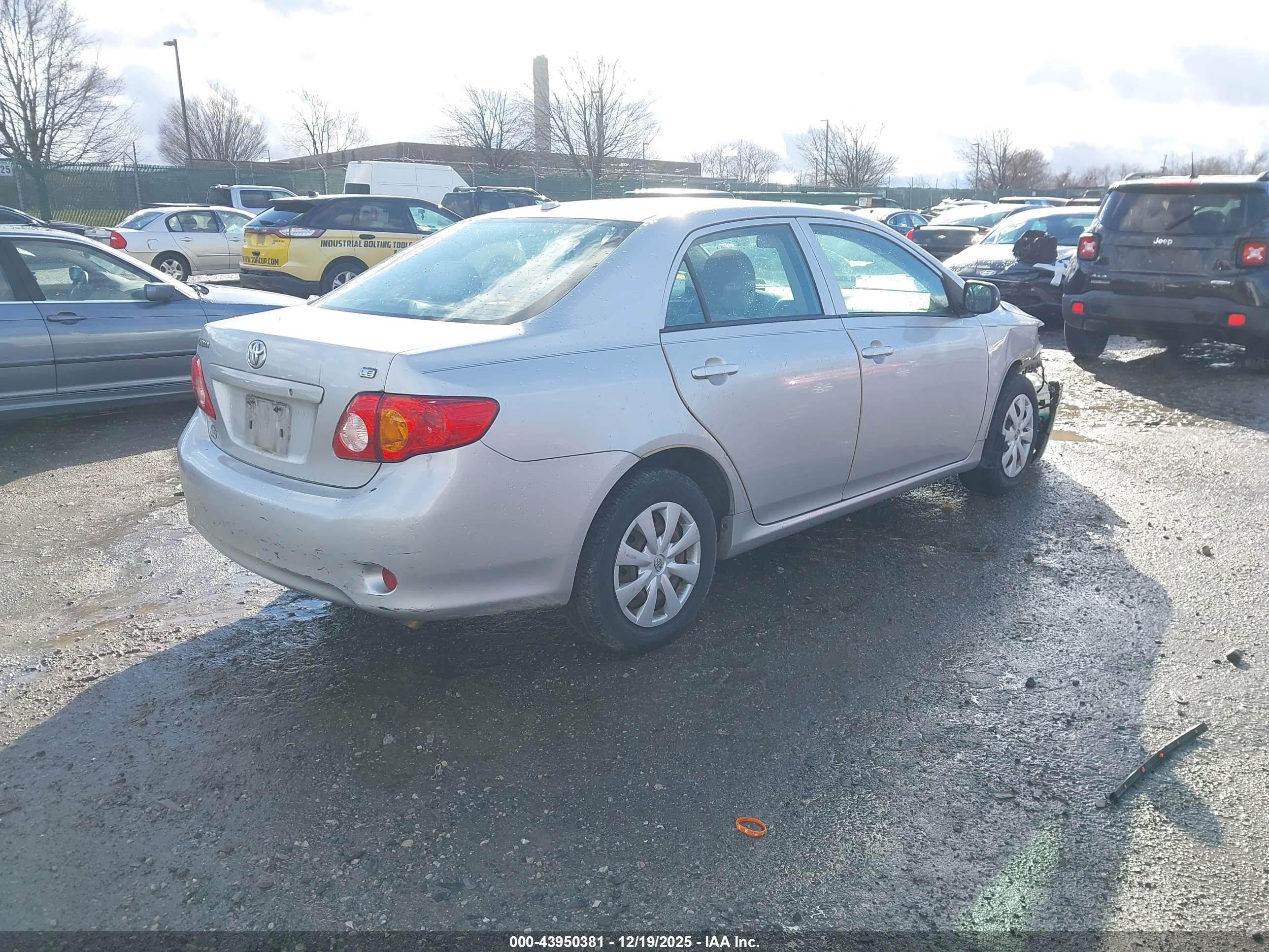 TOYOTA COROLLA image 4