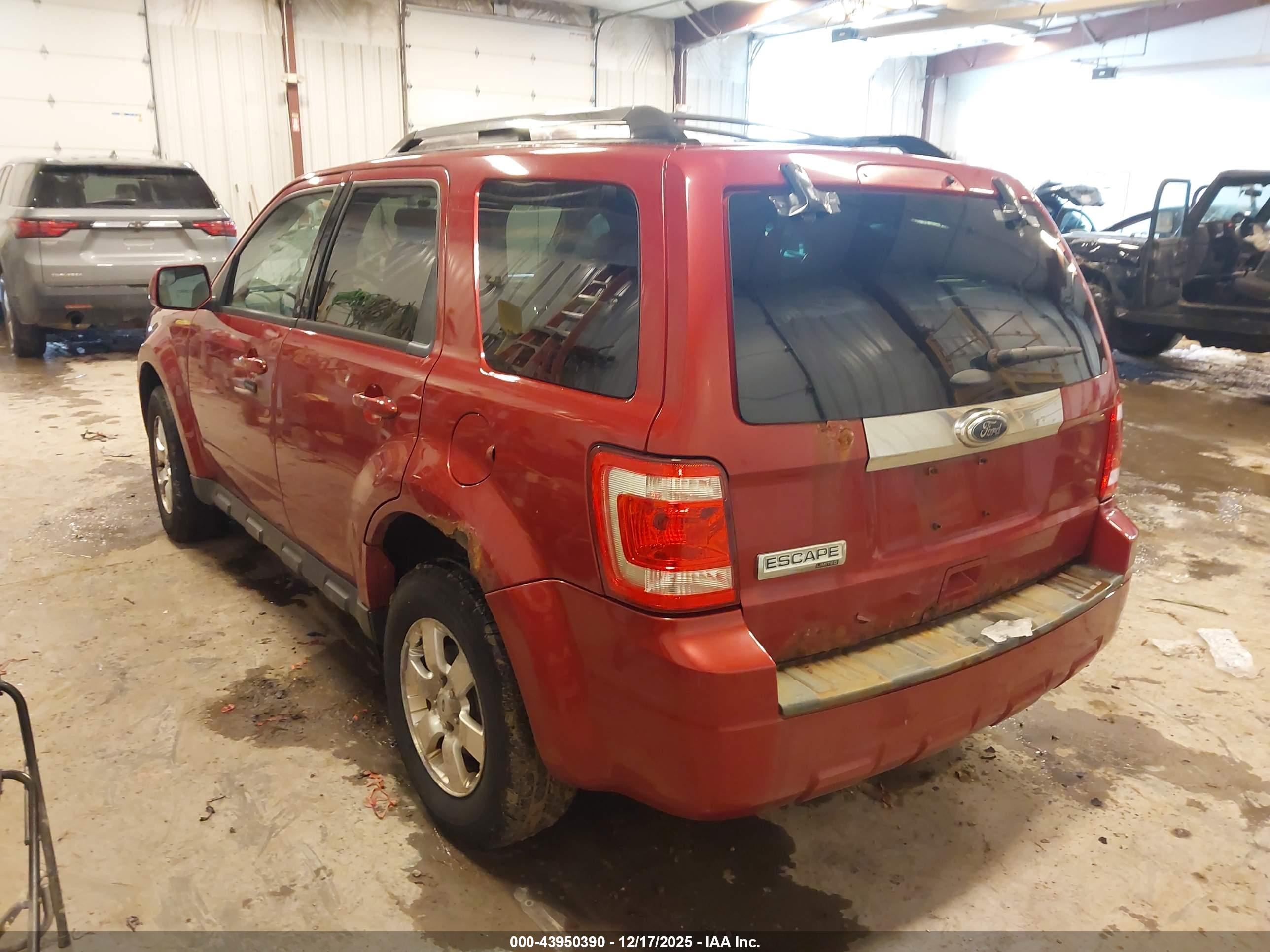 FORD ESCAPE image 3