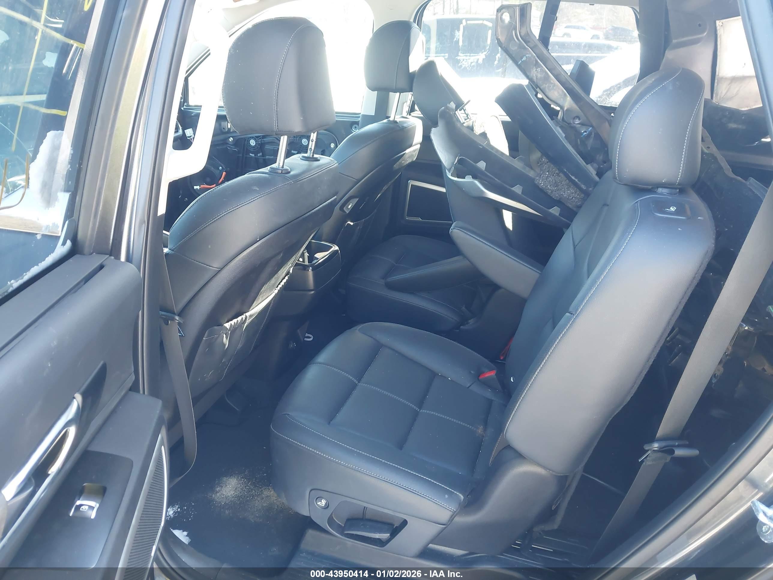 KIA TELLURIDE image 8