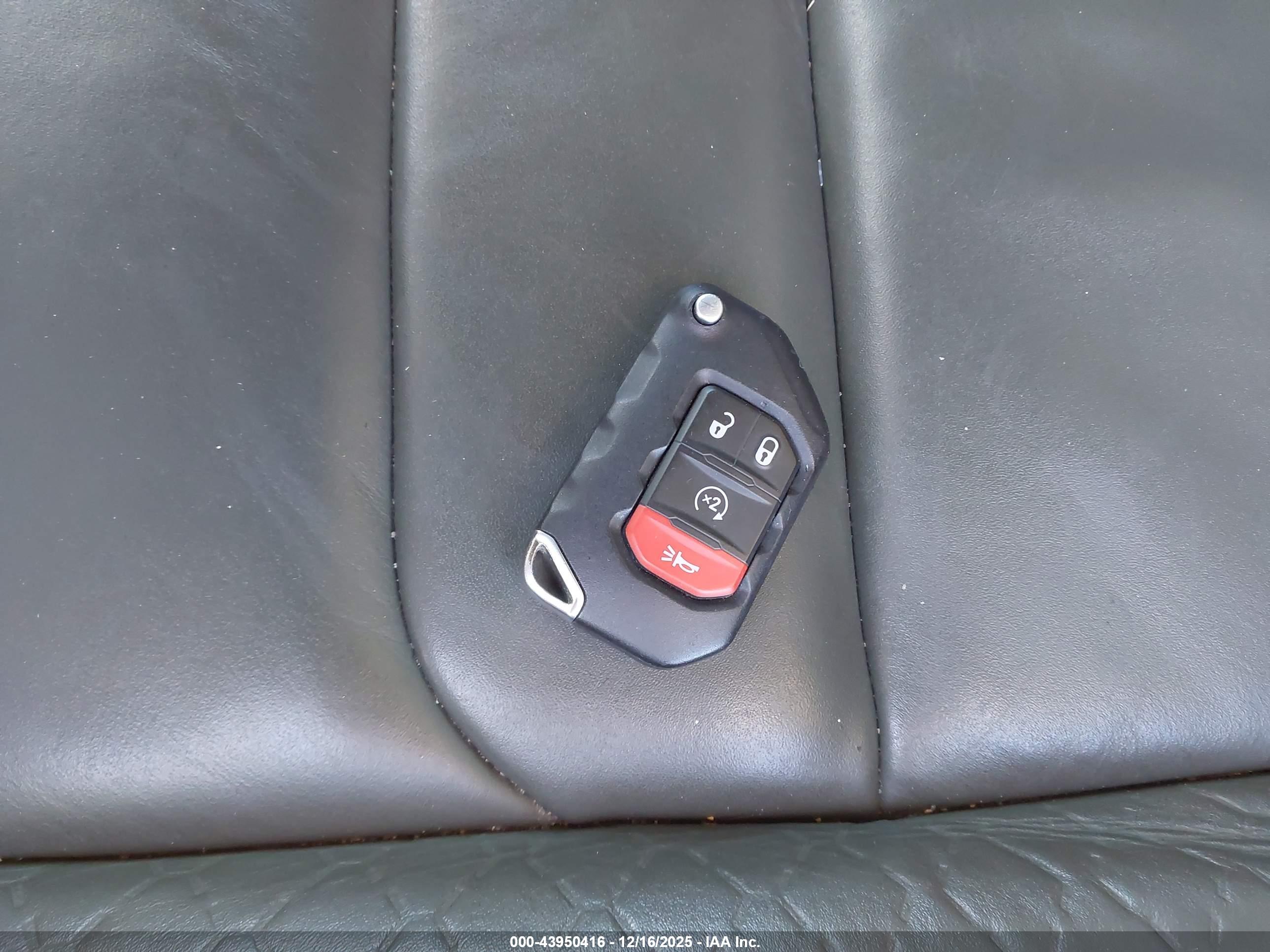 JEEP WRANGLER image 11