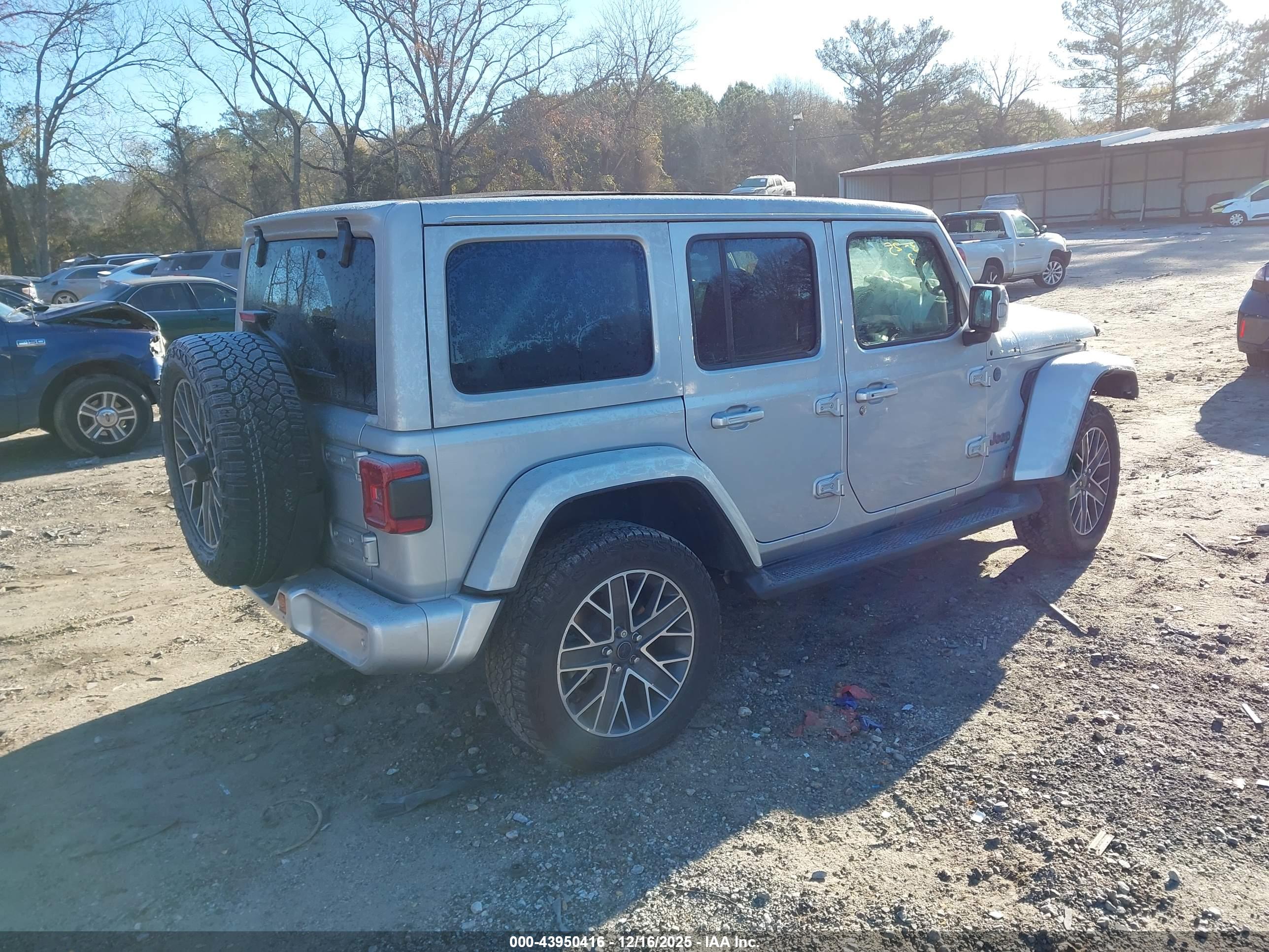 JEEP WRANGLER image 4