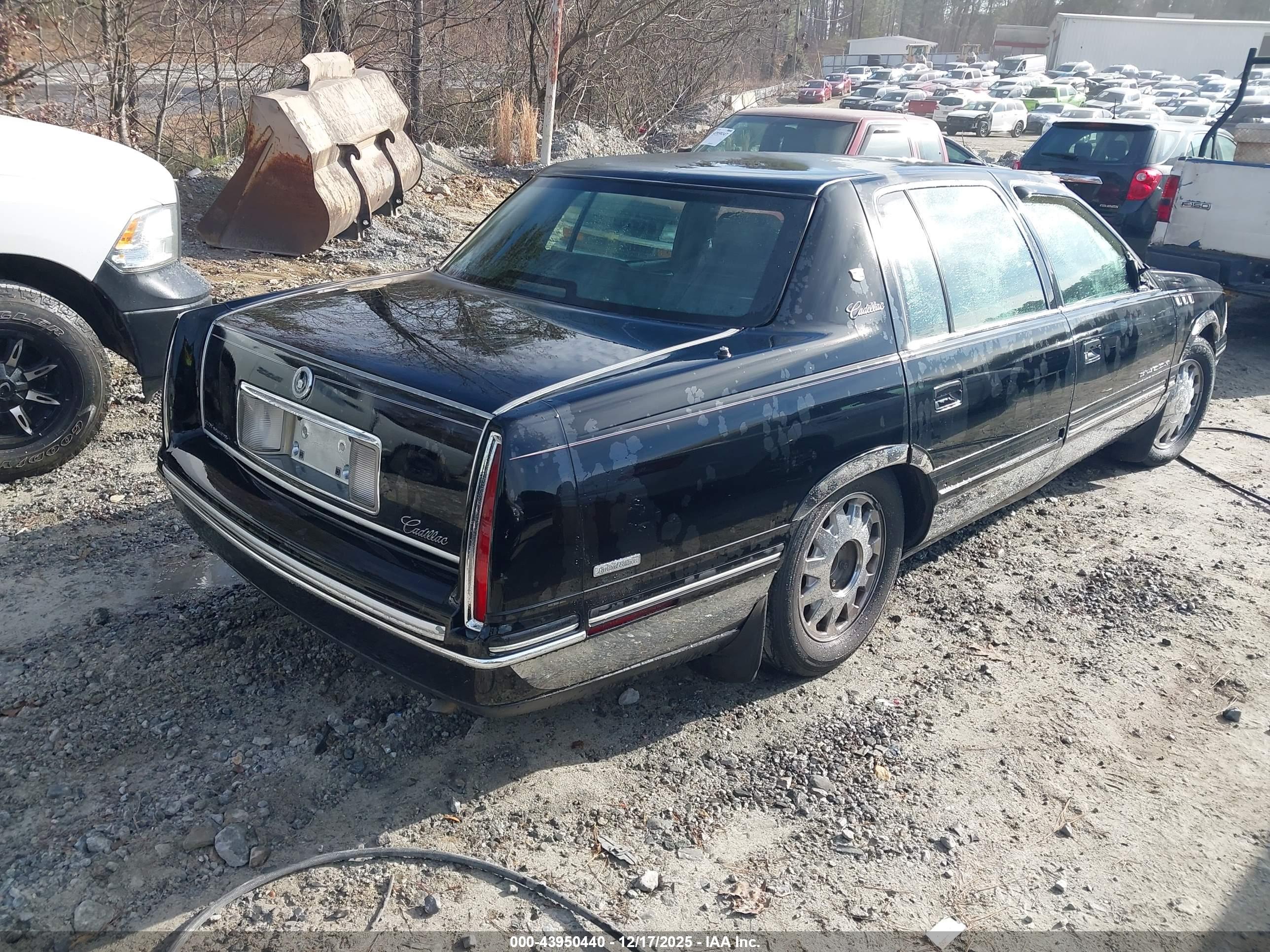 CADILLAC DEVILLE image 4