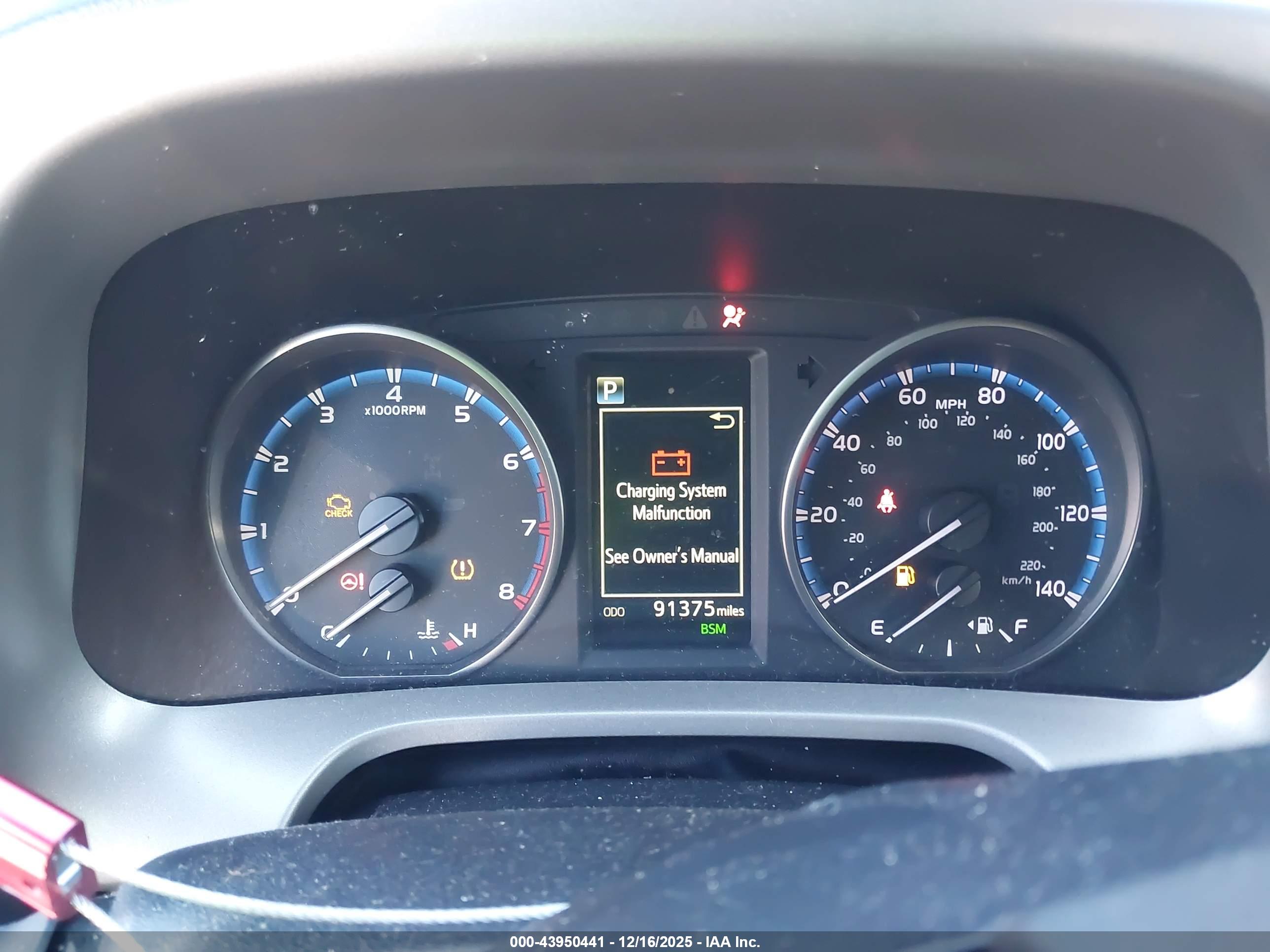 TOYOTA RAV4 image 7