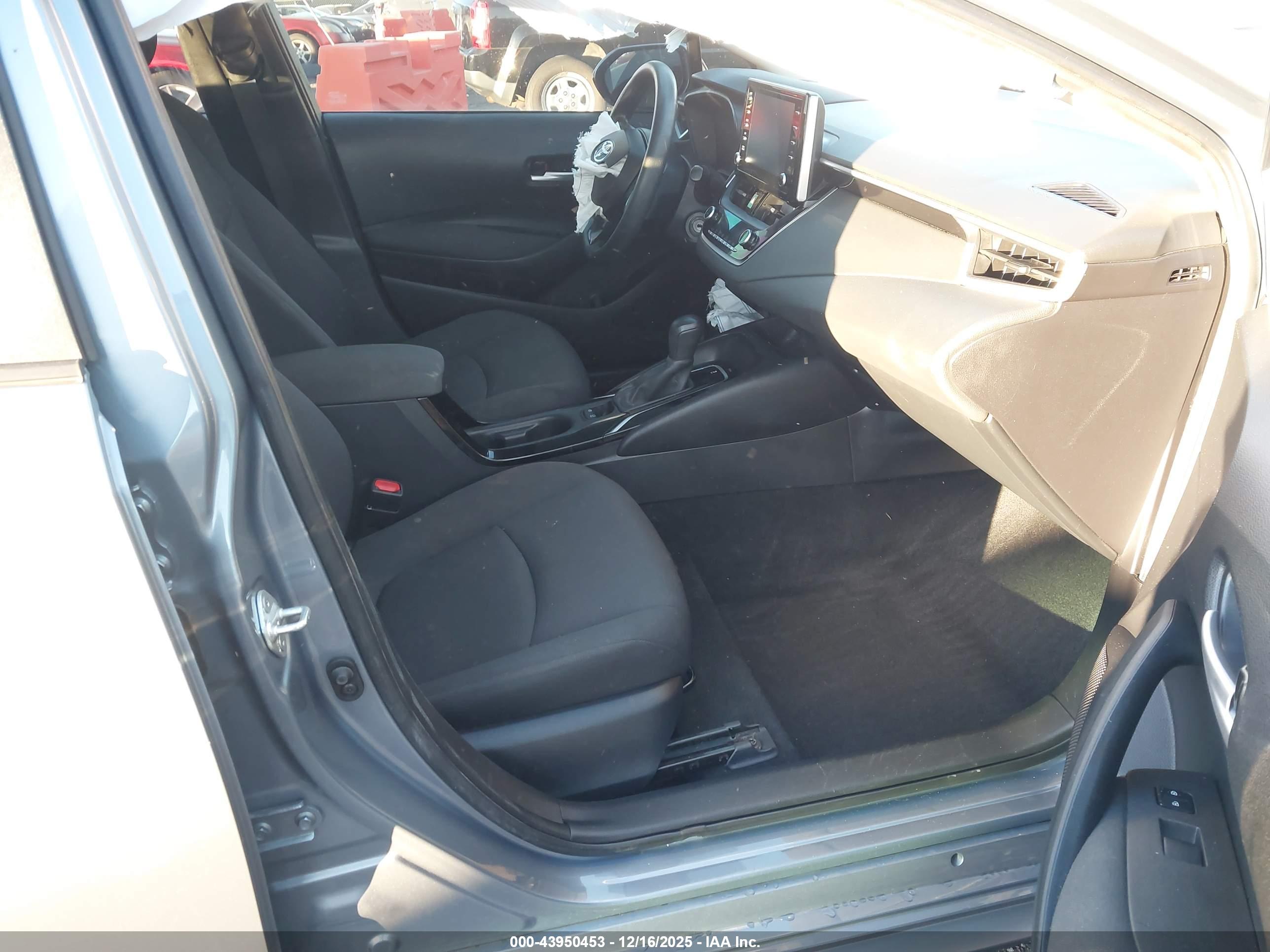 TOYOTA COROLLA image 5