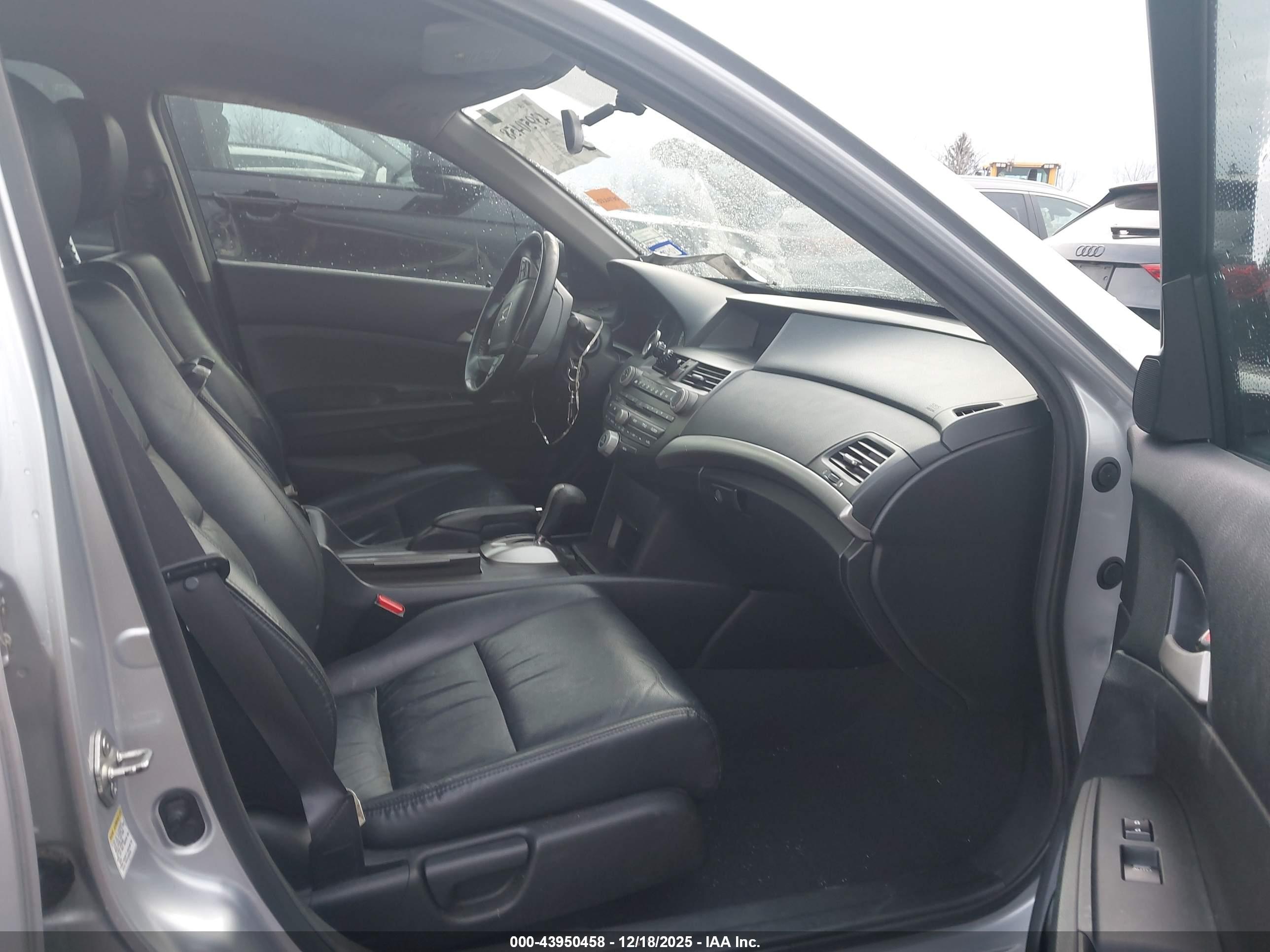 HONDA ACCORD image 5