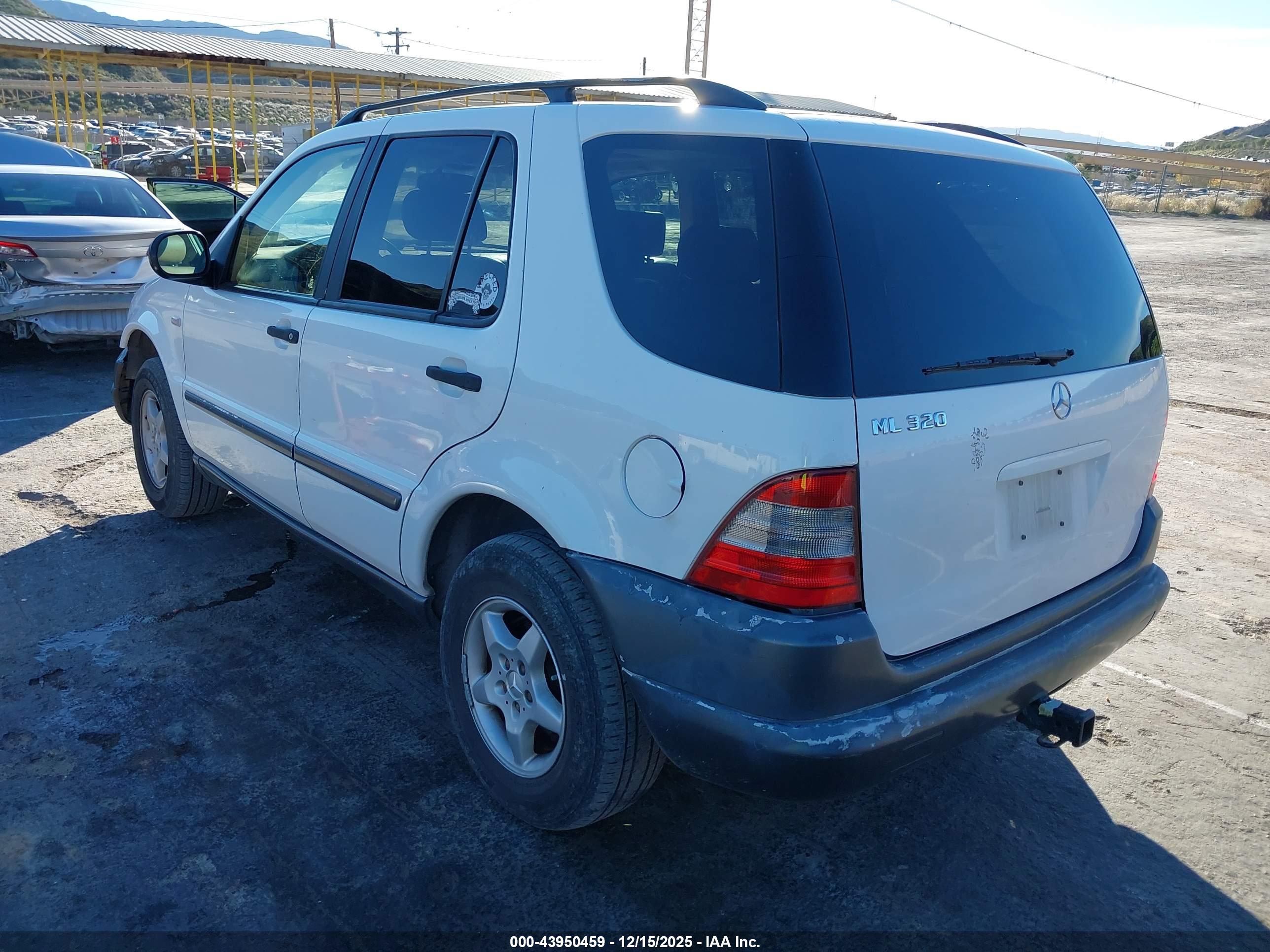 MERCEDES-BENZ ML image 3