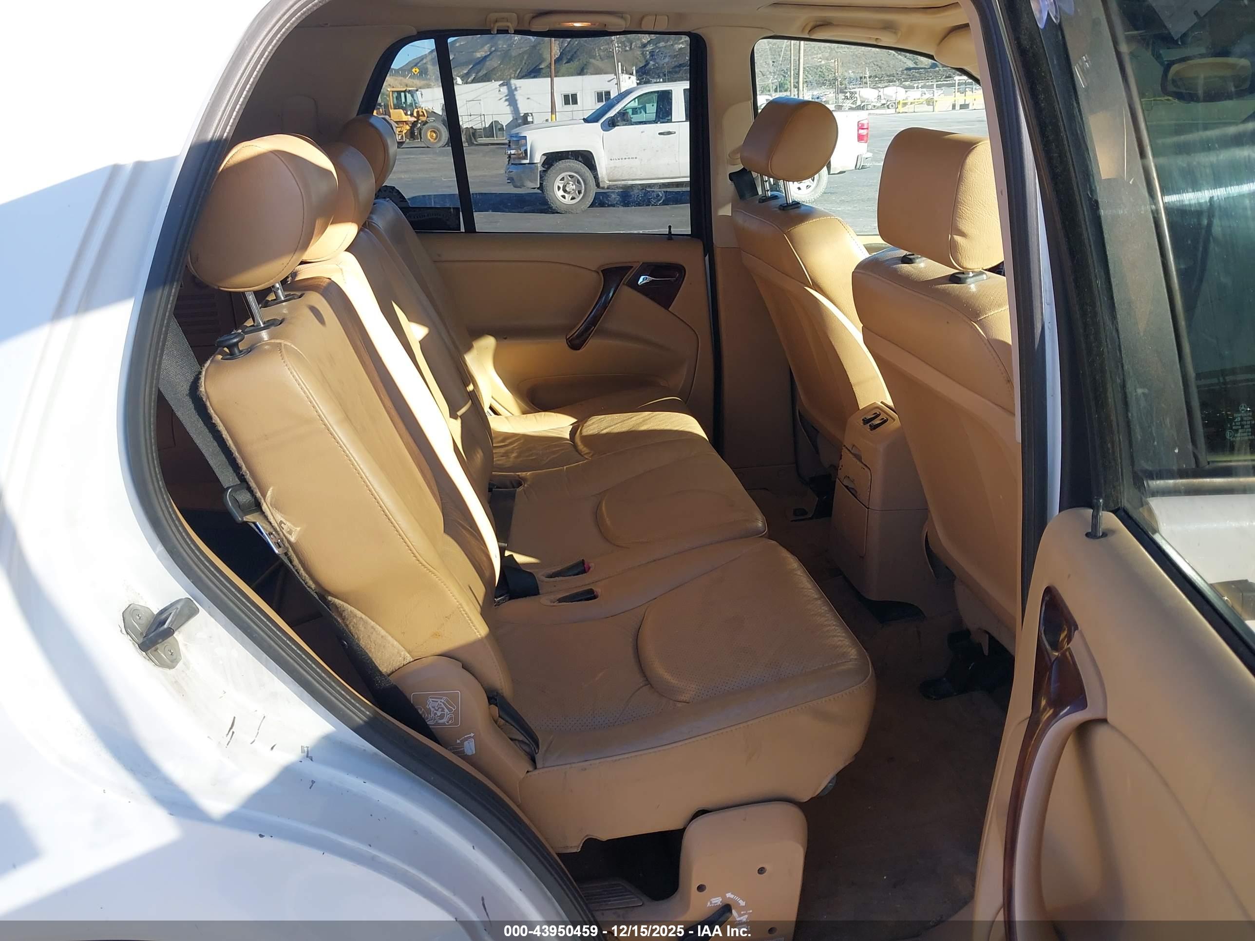 MERCEDES-BENZ ML image 8