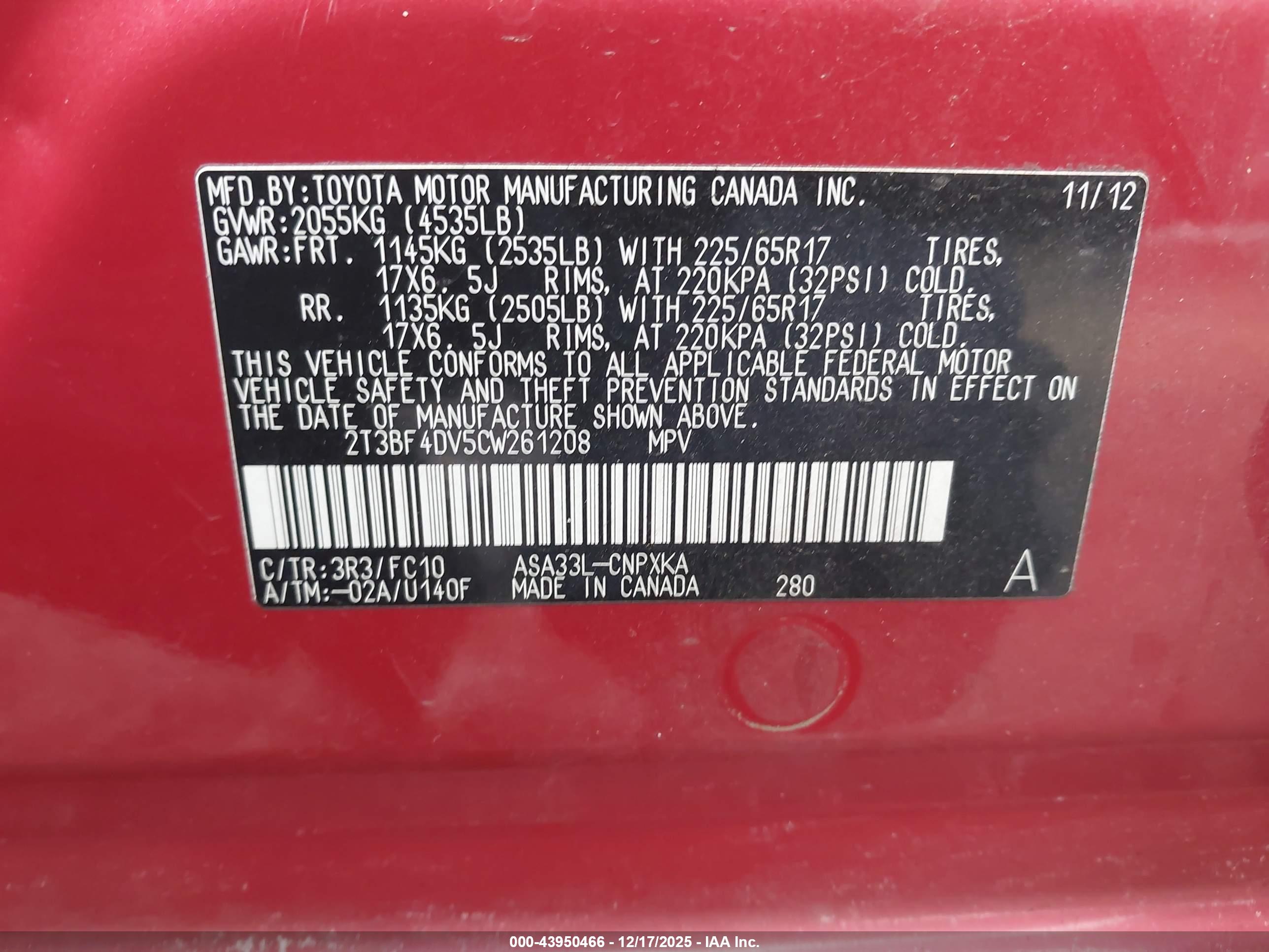 TOYOTA RAV4 image 9