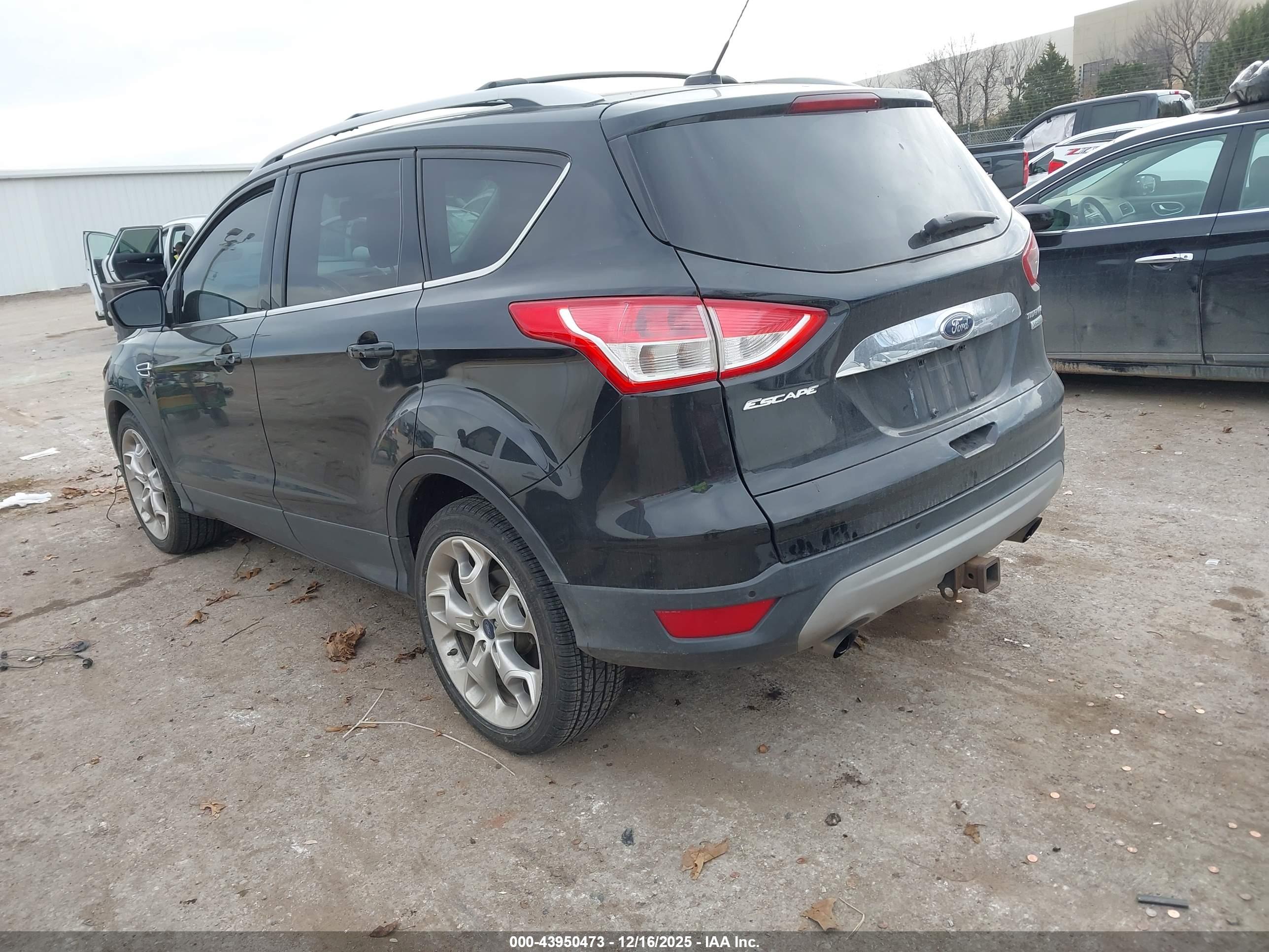FORD ESCAPE image 3