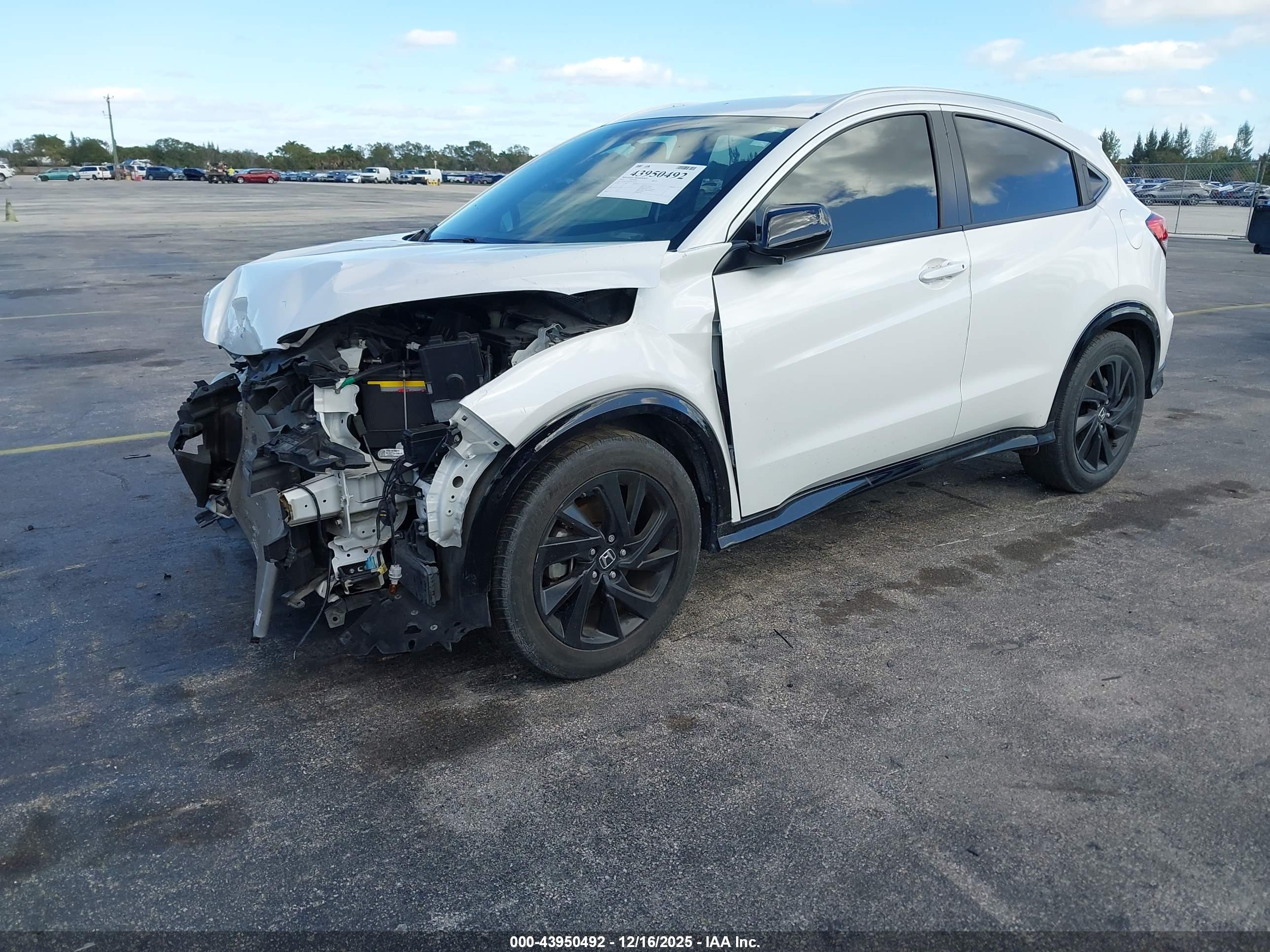 HONDA HR-V image 2