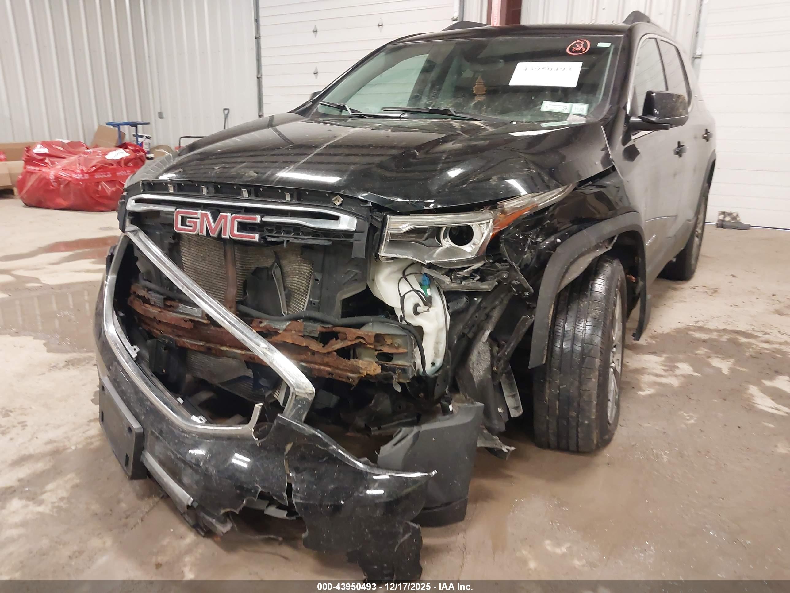 GMC ACADIA image 6