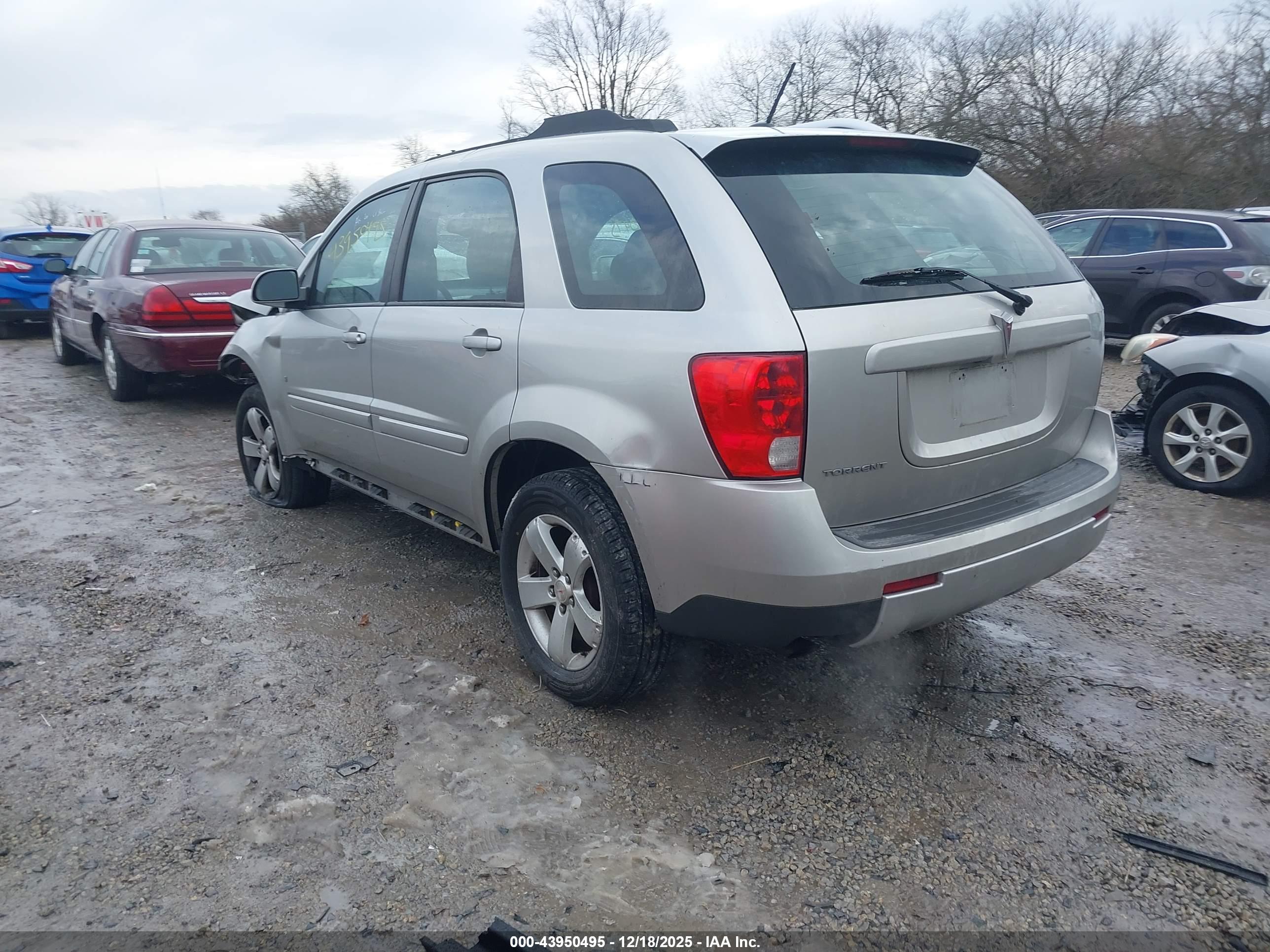 PONTIAC TORRENT image 3