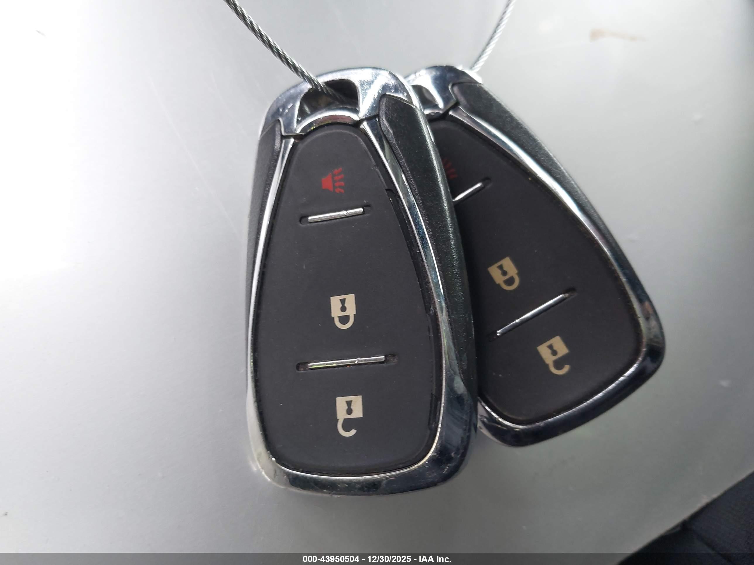 CHEVROLET EQUINOX image 11