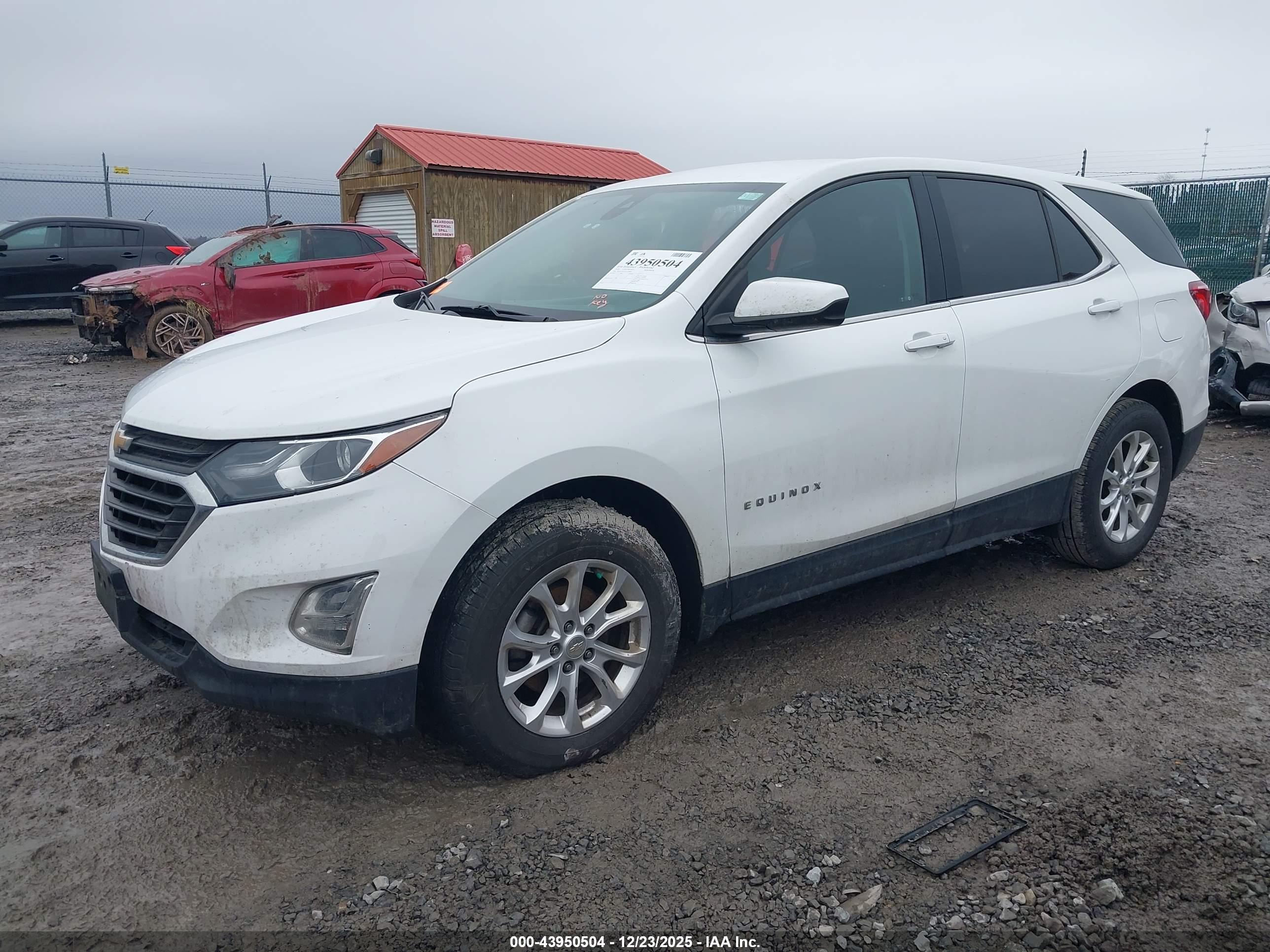 CHEVROLET EQUINOX image 2