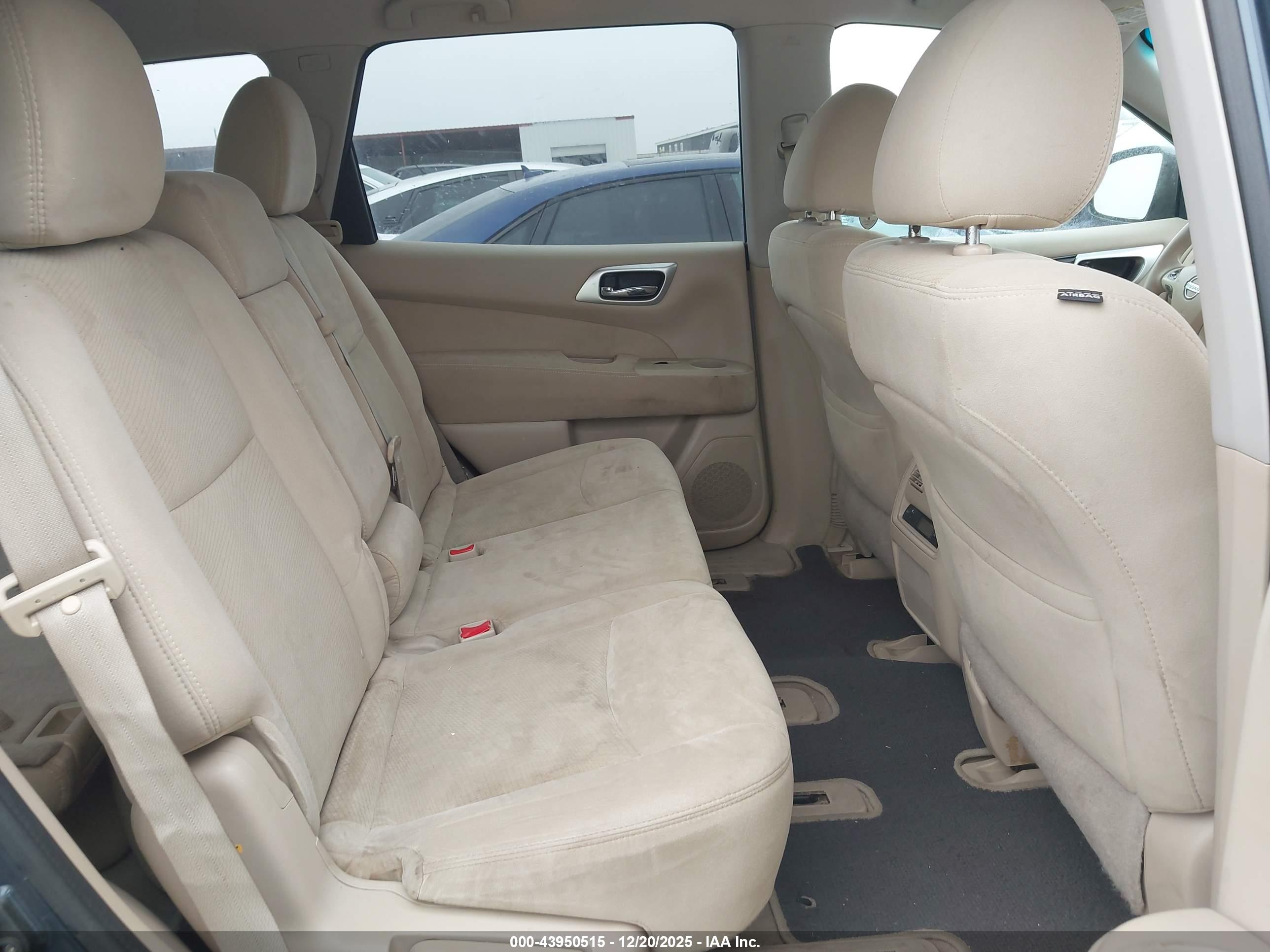 NISSAN PATHFINDER image 8