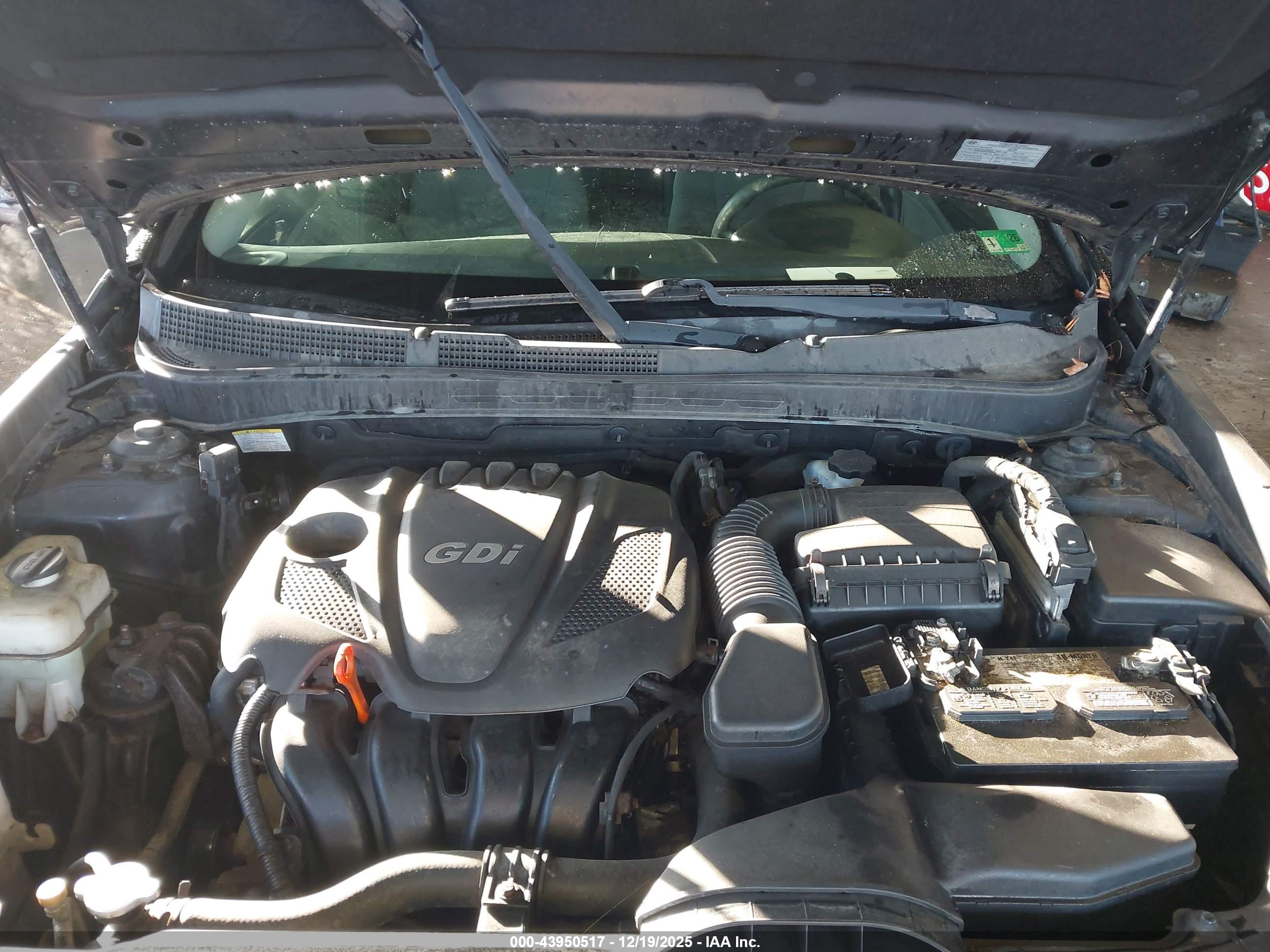 HYUNDAI SONATA image 10