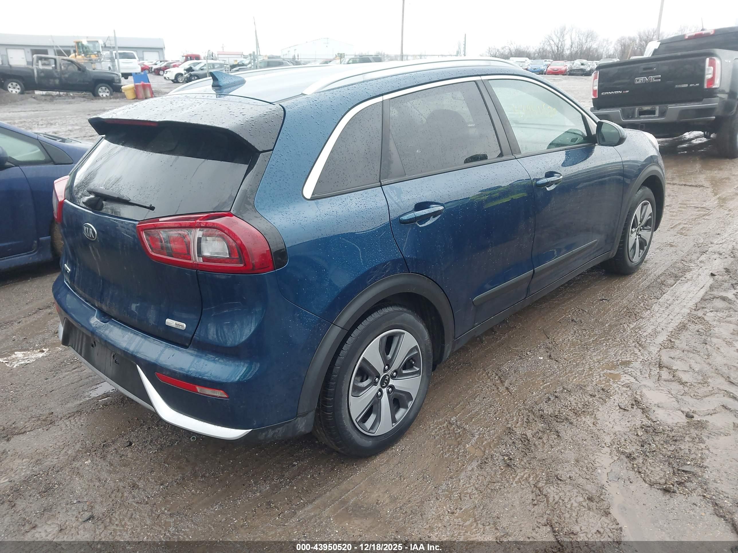 KIA NIRO image 4