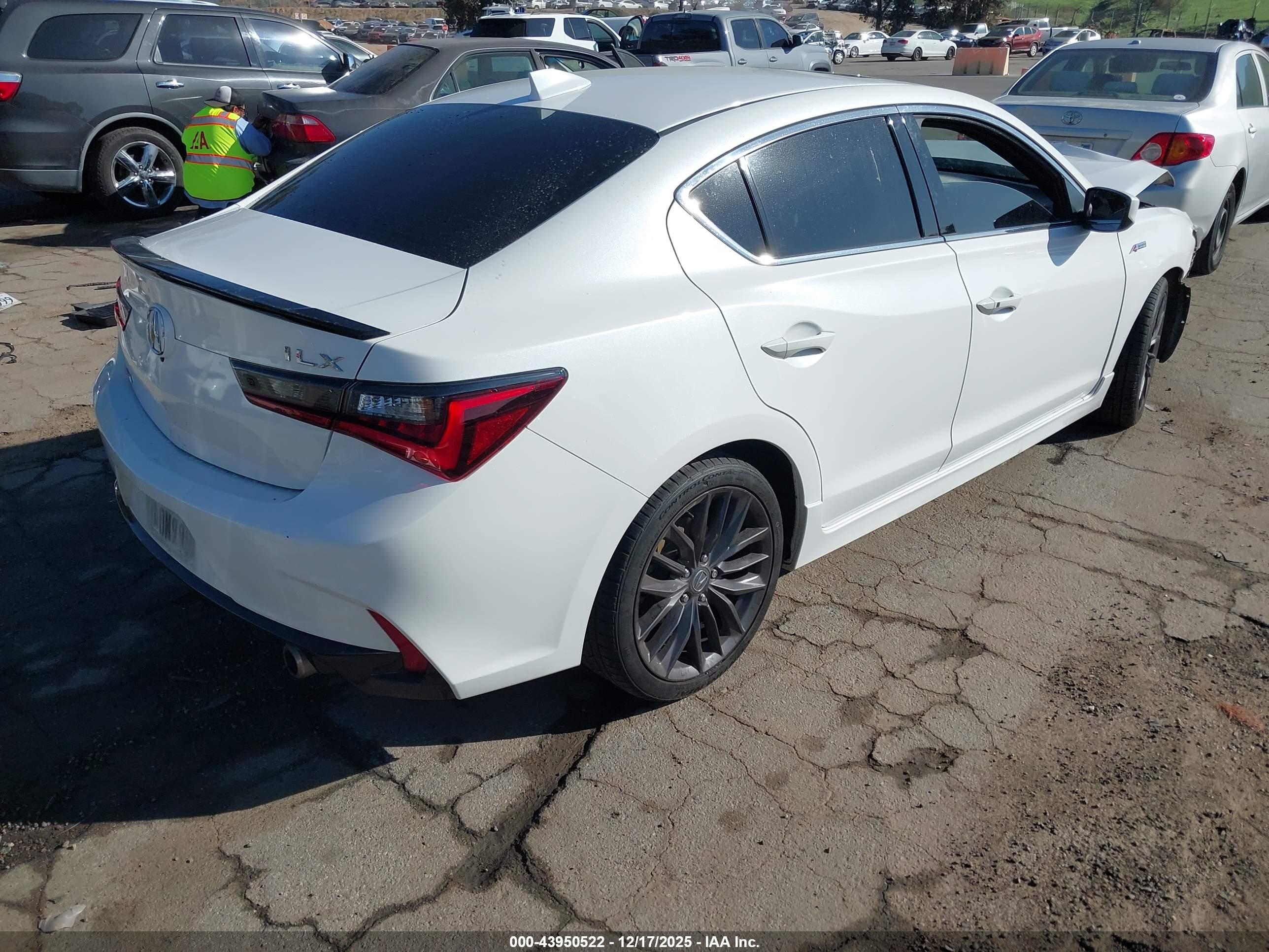 ACURA ILX image 4
