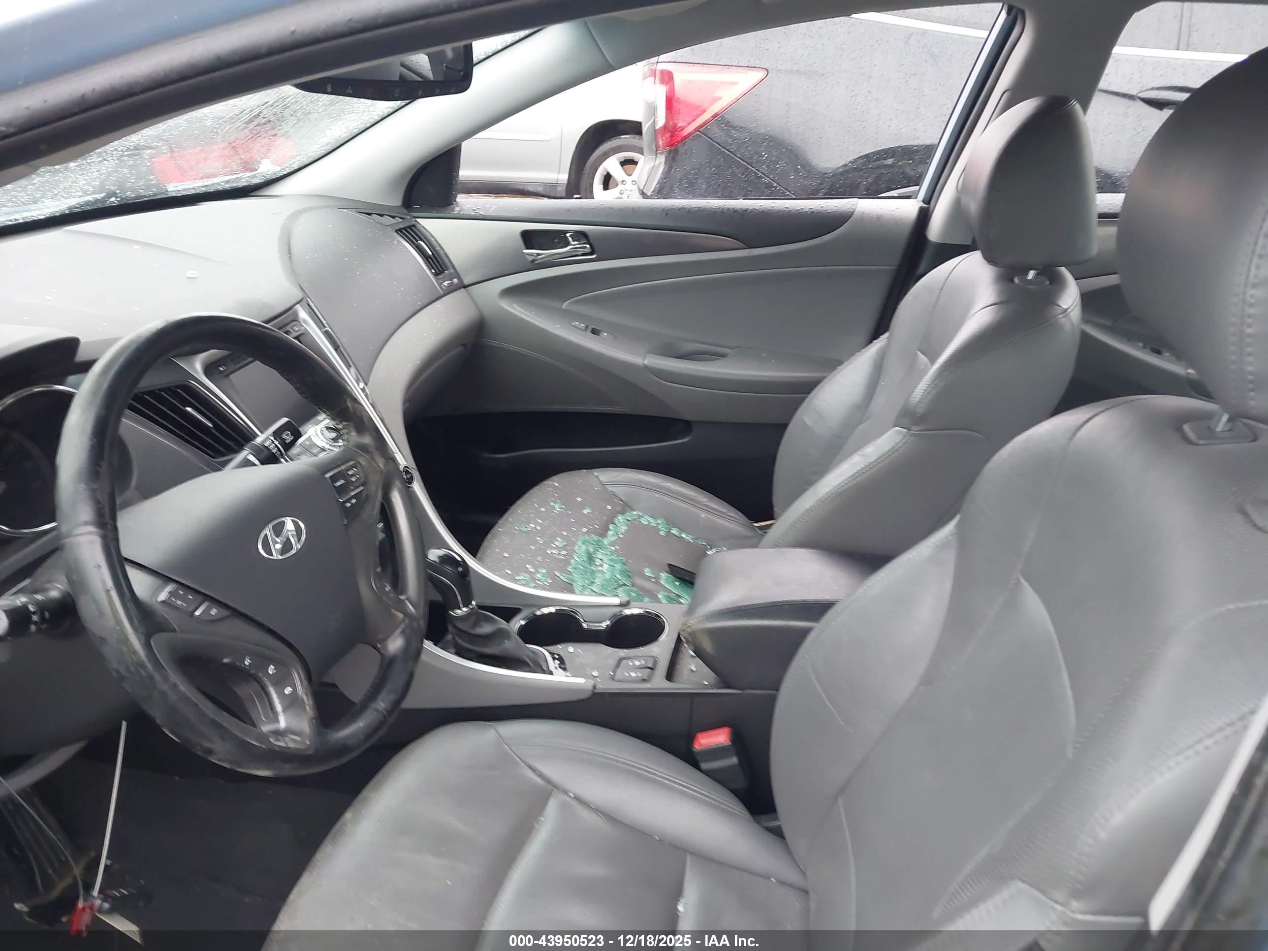 HYUNDAI SONATA image 5