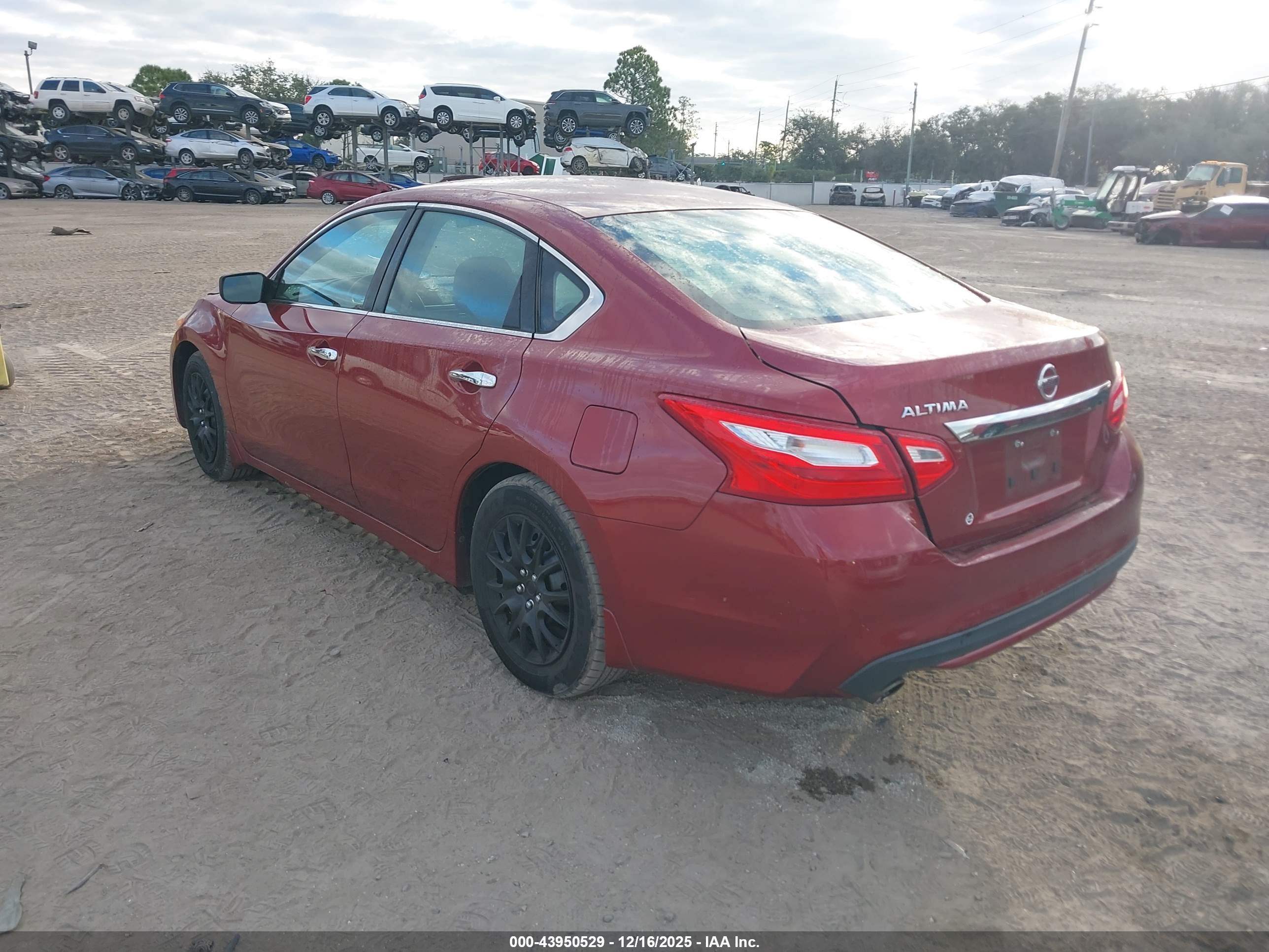 NISSAN ALTIMA image 3