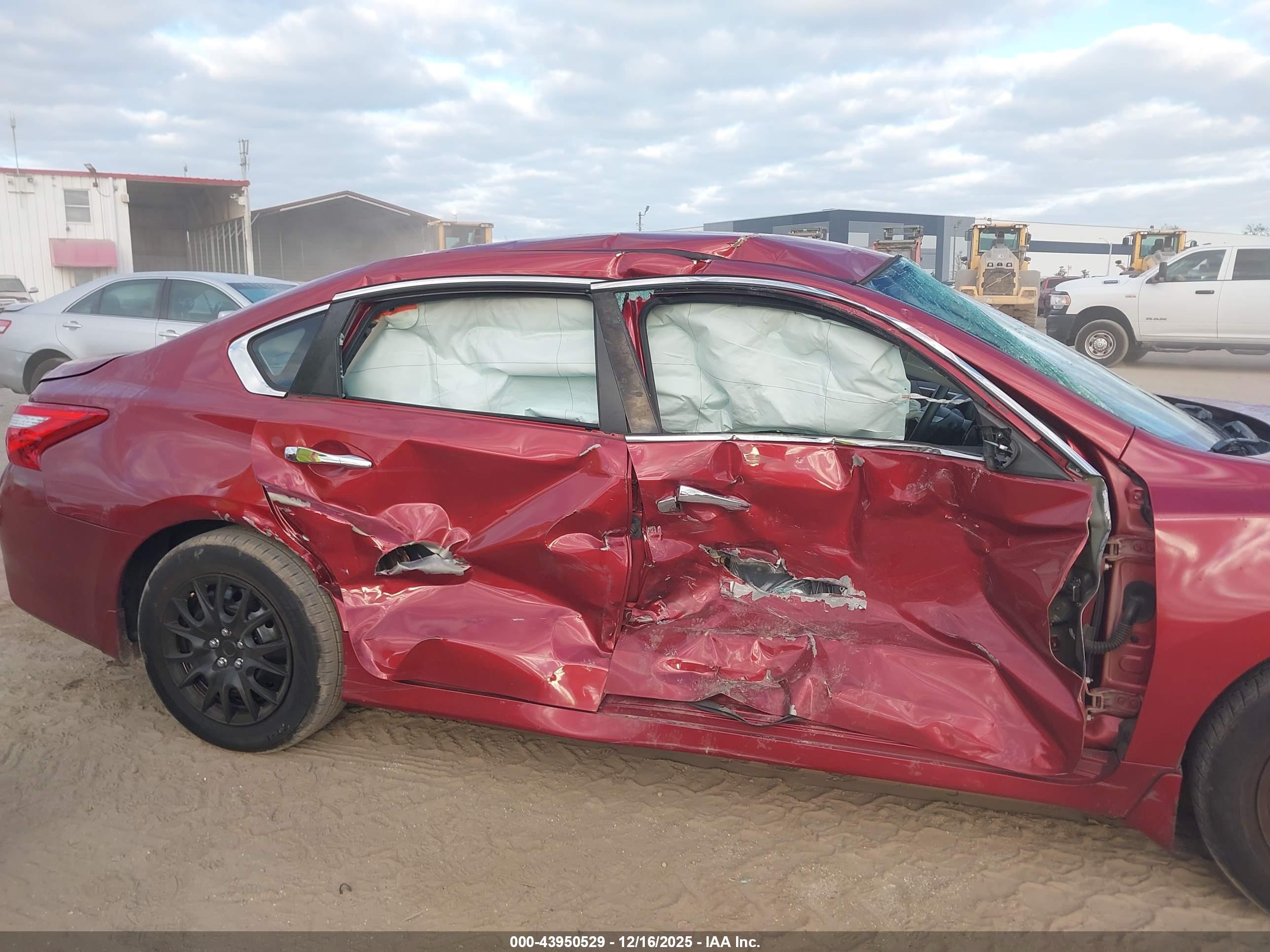 NISSAN ALTIMA image 6
