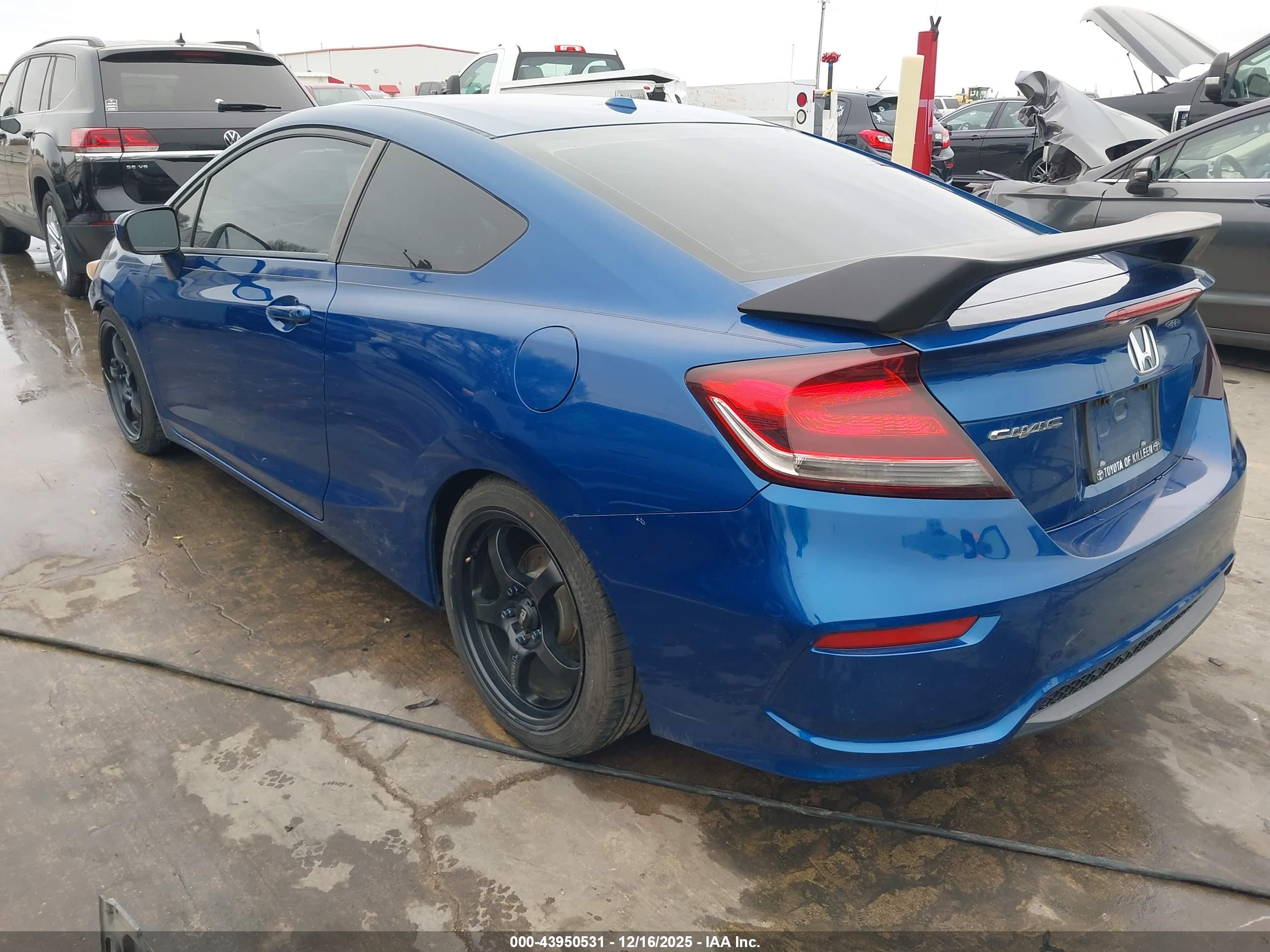 HONDA CIVIC image 3
