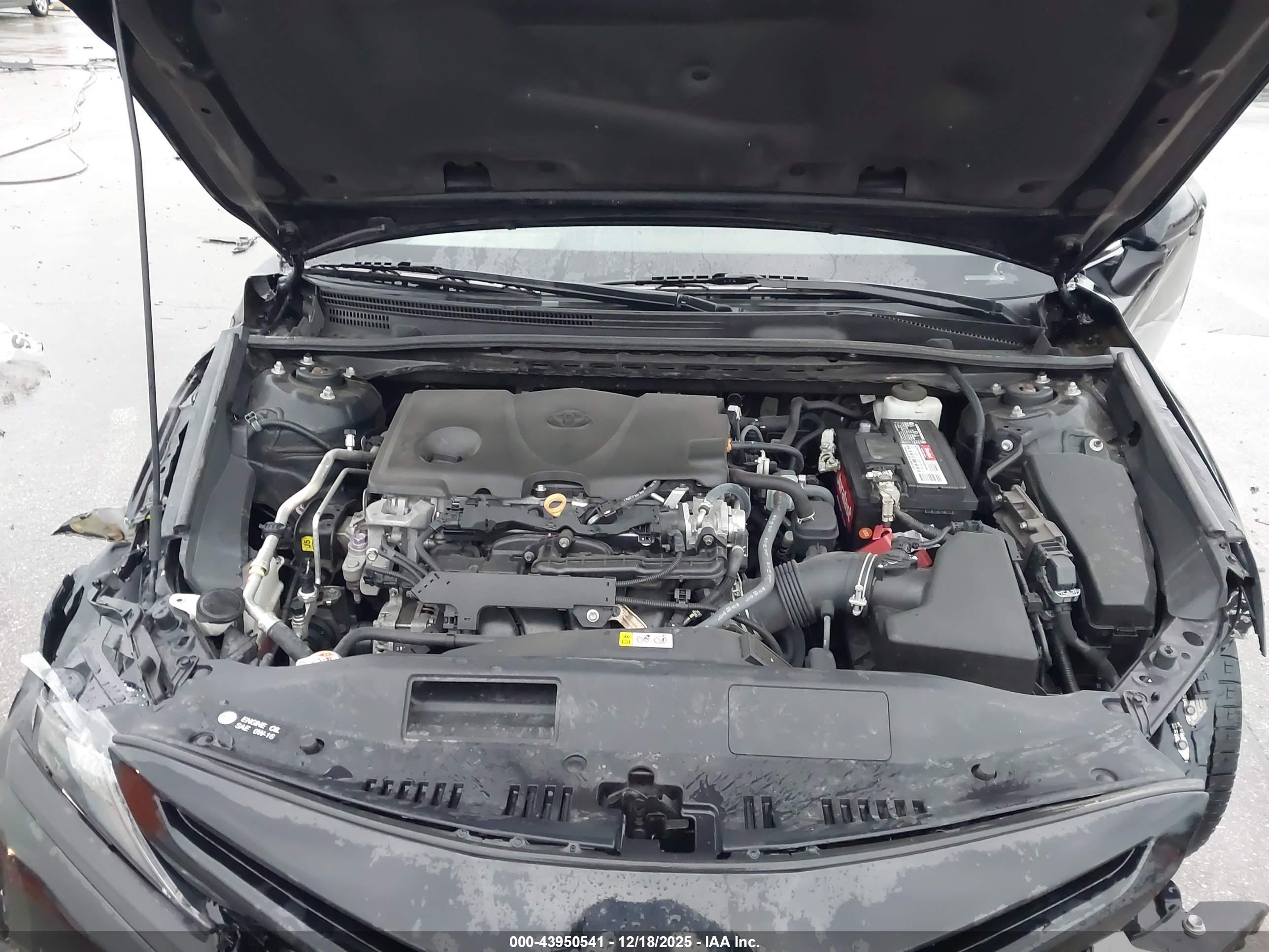 TOYOTA CAMRY image 10