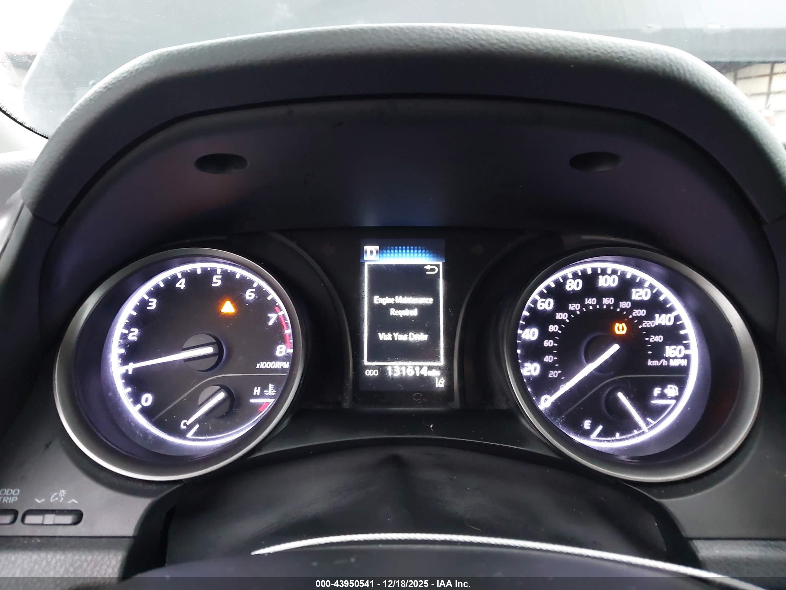 TOYOTA CAMRY image 7