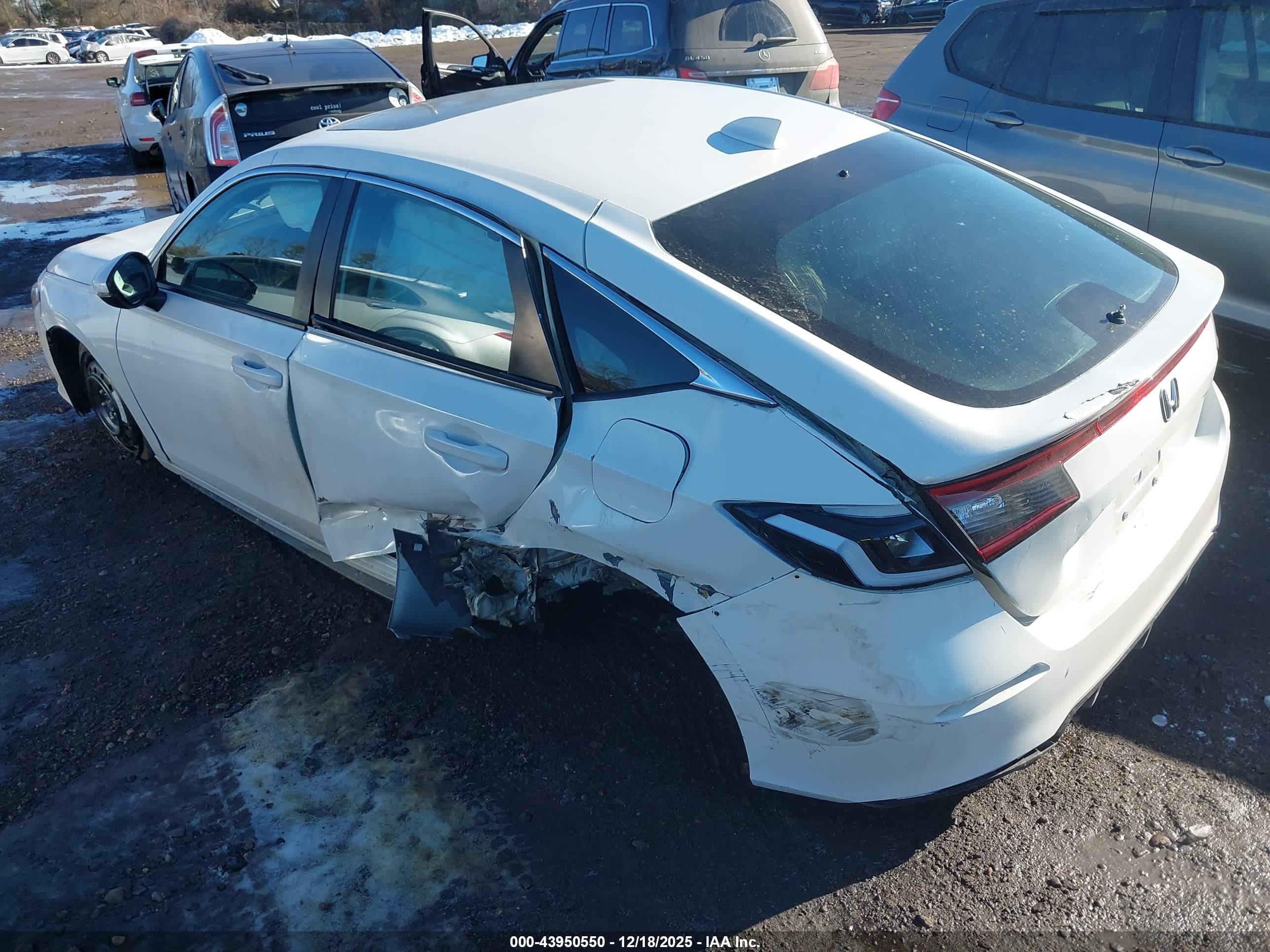 HONDA CIVIC image 3