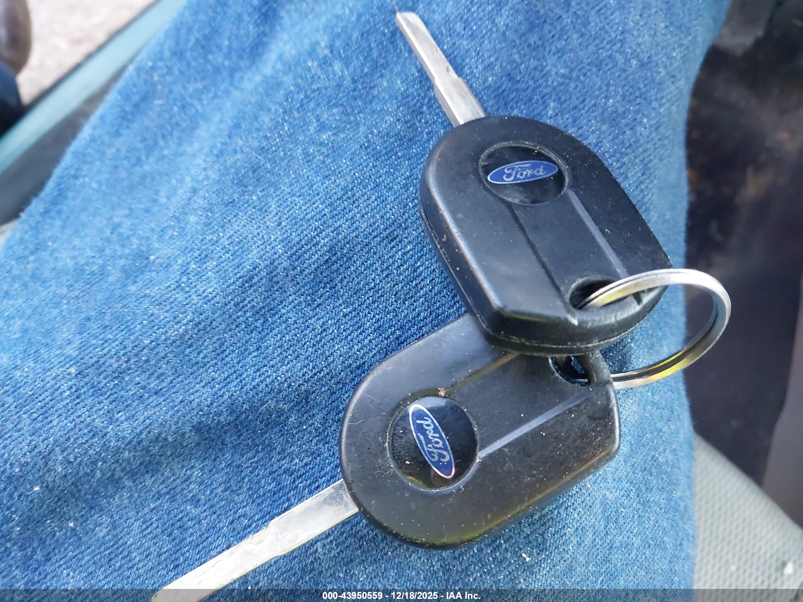 FORD FOCUS image 11