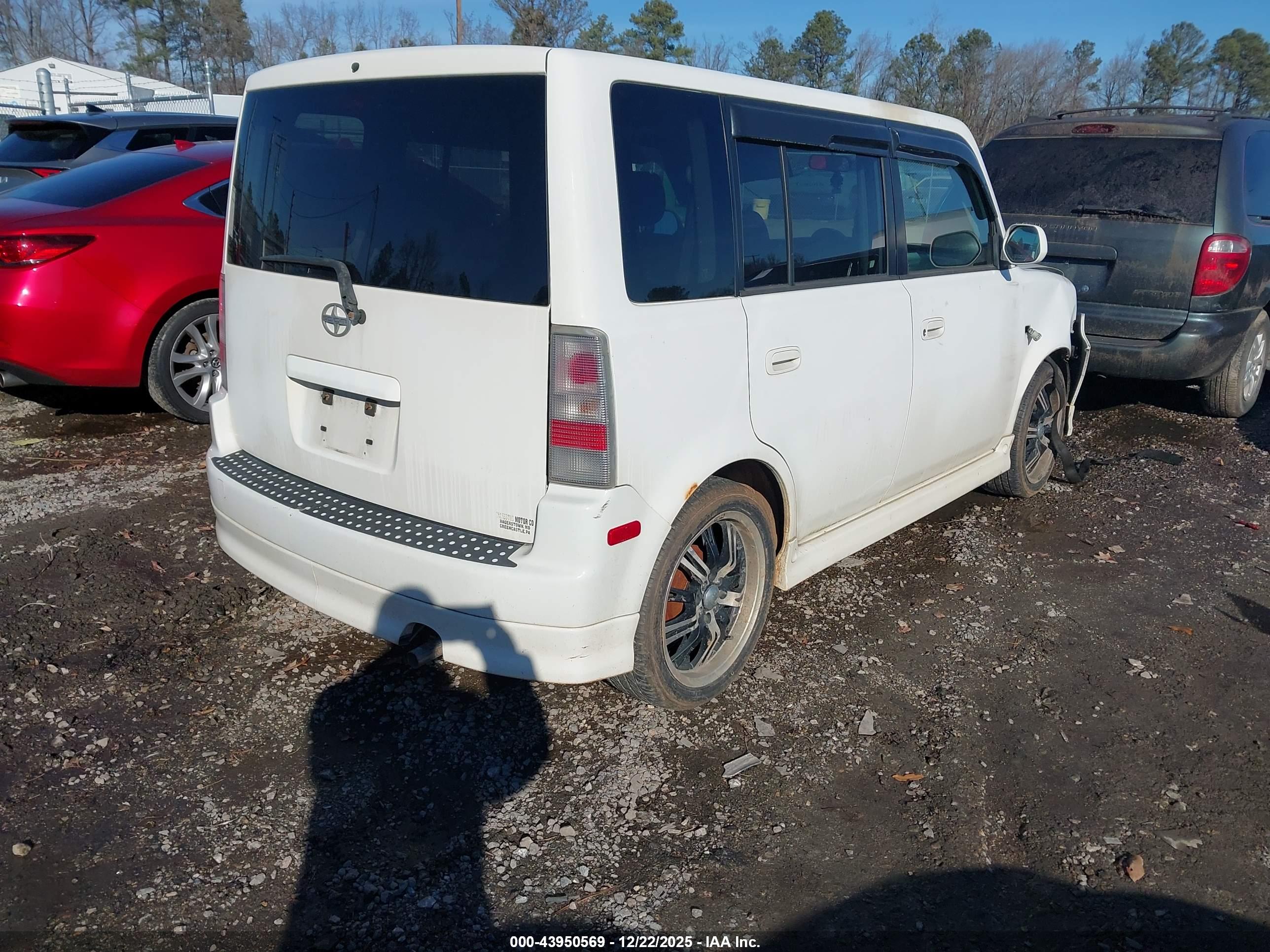 SCION XB image 4